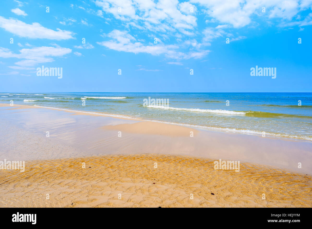 Vue de la plage de sable blanc Debki, mer Baltique, Pologne Banque D'Images