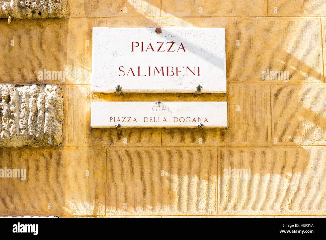Sienne, Italie - 29 septembre 2016 : Palazzo Salimbeni, siège de la Monte dei Paschi di Siena bank Banque D'Images