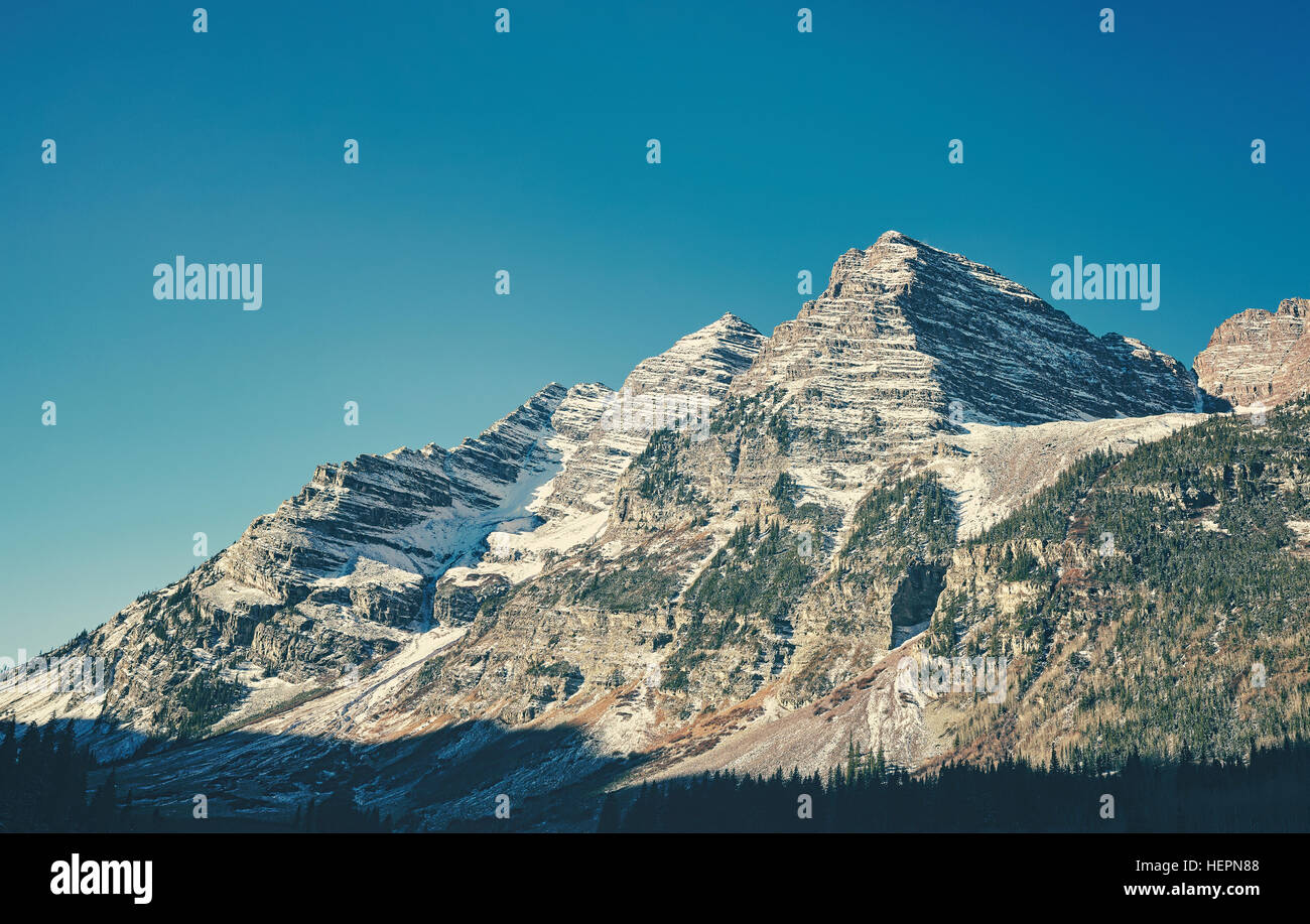 Retro marron ocre Bells mountain range, Aspen dans le Colorado aux Etats-Unis. Banque D'Images