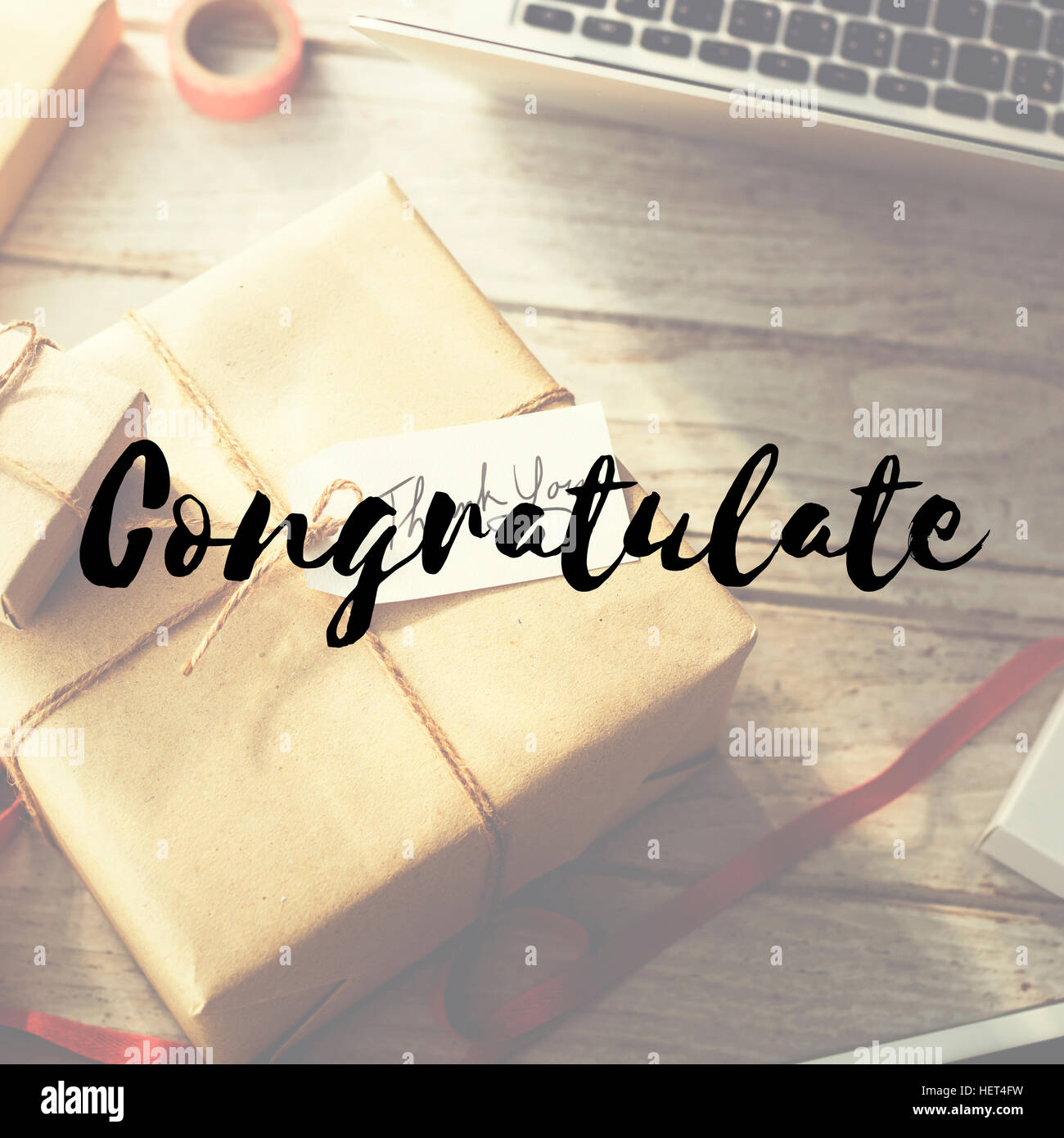 L'art et de l'artisanat présent cadeau partage Donner Félicitations Concept Banque D'Images