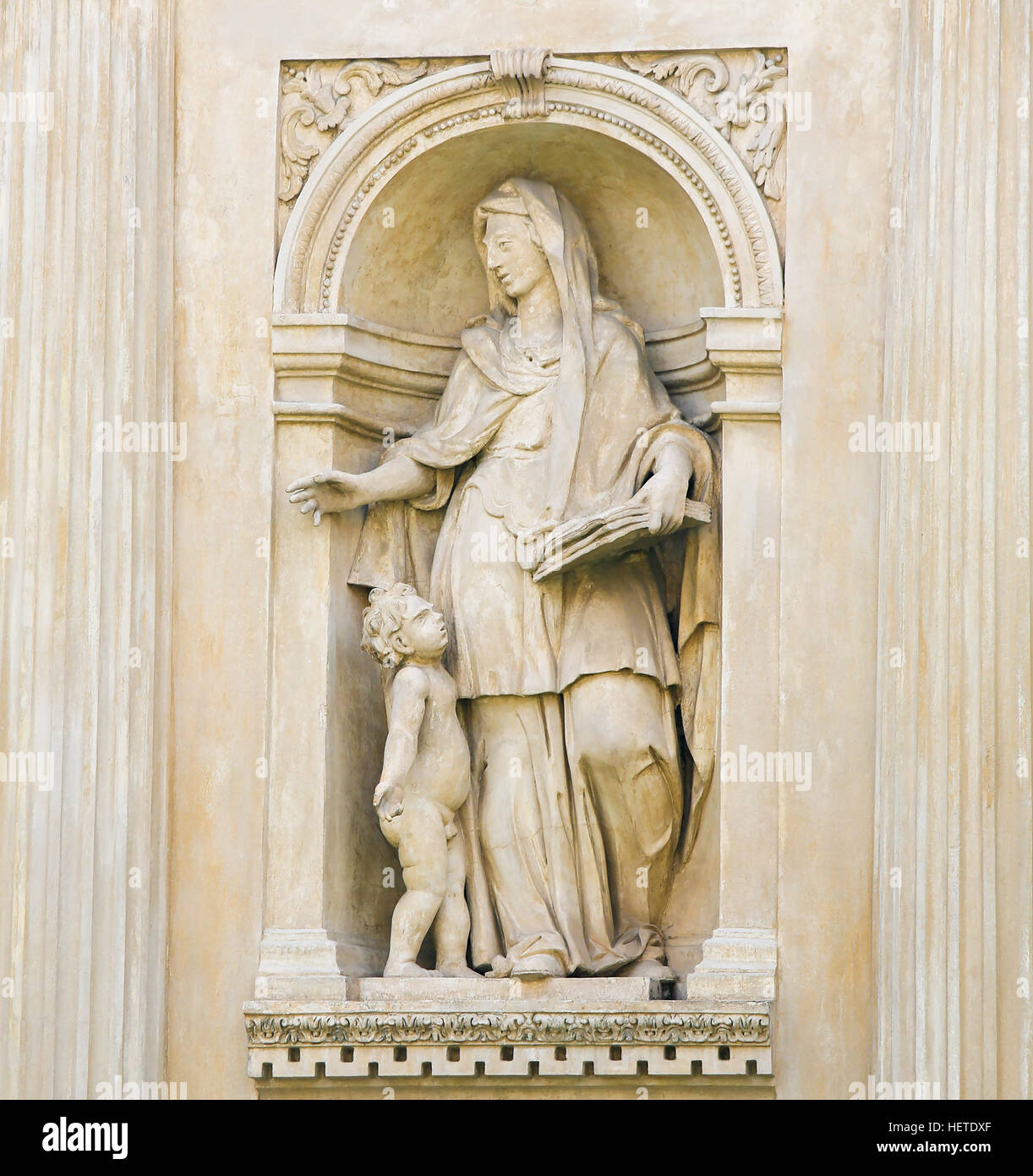 Statue à la Santa Casa de Lorette, un grand pèlerinage de Hradcany, Prague, d'un Sybil, une femme que l'on croit posséder oraculaire pouvoirs prophétiques dans Banque D'Images