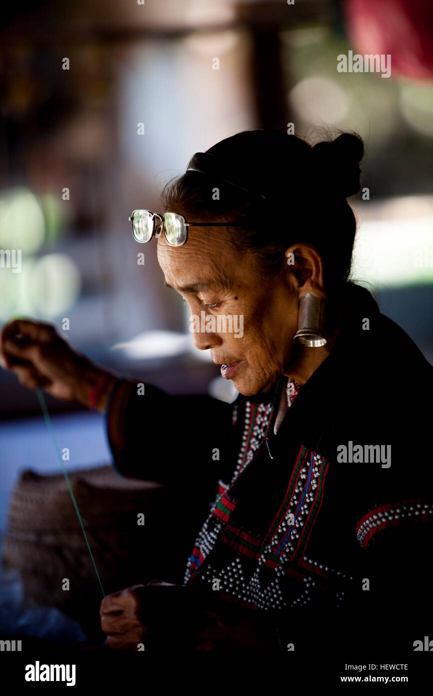 Les femmes de la tribu en Thaïlande Banque D'Images