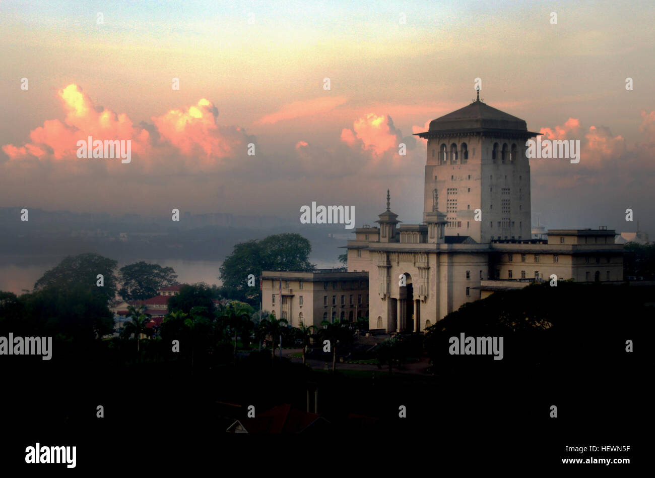 Bâtiment du Sultan Ibrahim est l'ancien bâtiment du secrétariat de l'État de Johor. Il est situé à Bukit Timbalan à Johor Bahru, Malaisie. Banque D'Images