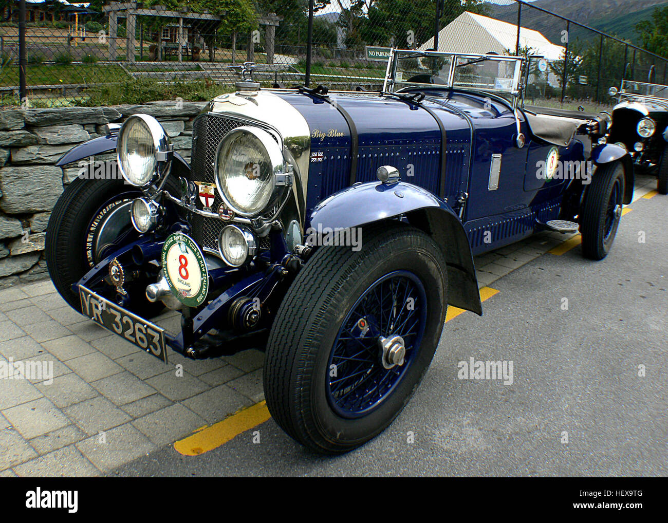 La Bentley 6 litres et la Bentley Speed six étaient des voitures de sport britanniques emblématiques produites de 1926 à 1930. La Speed six, introduite en 1928, est devenue célèbre pour ses performances et son succès en course, en particulier après son association avec les courses Blue train de 1930. Banque D'Images