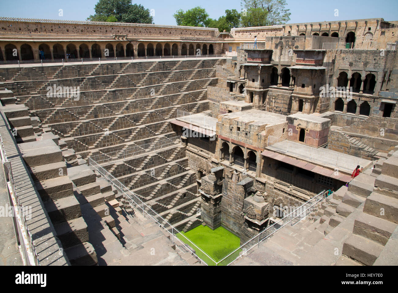 Chand baori, un des plus profonds cages en Inde. Banque D'Images