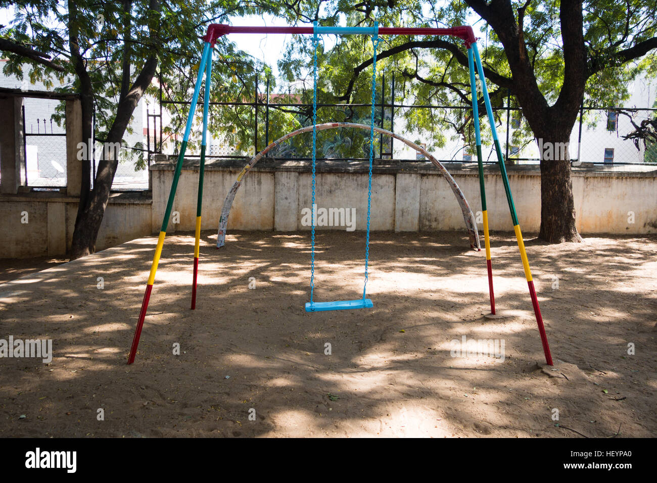 Multi-couleur équipement aire de jeux Banque D'Images