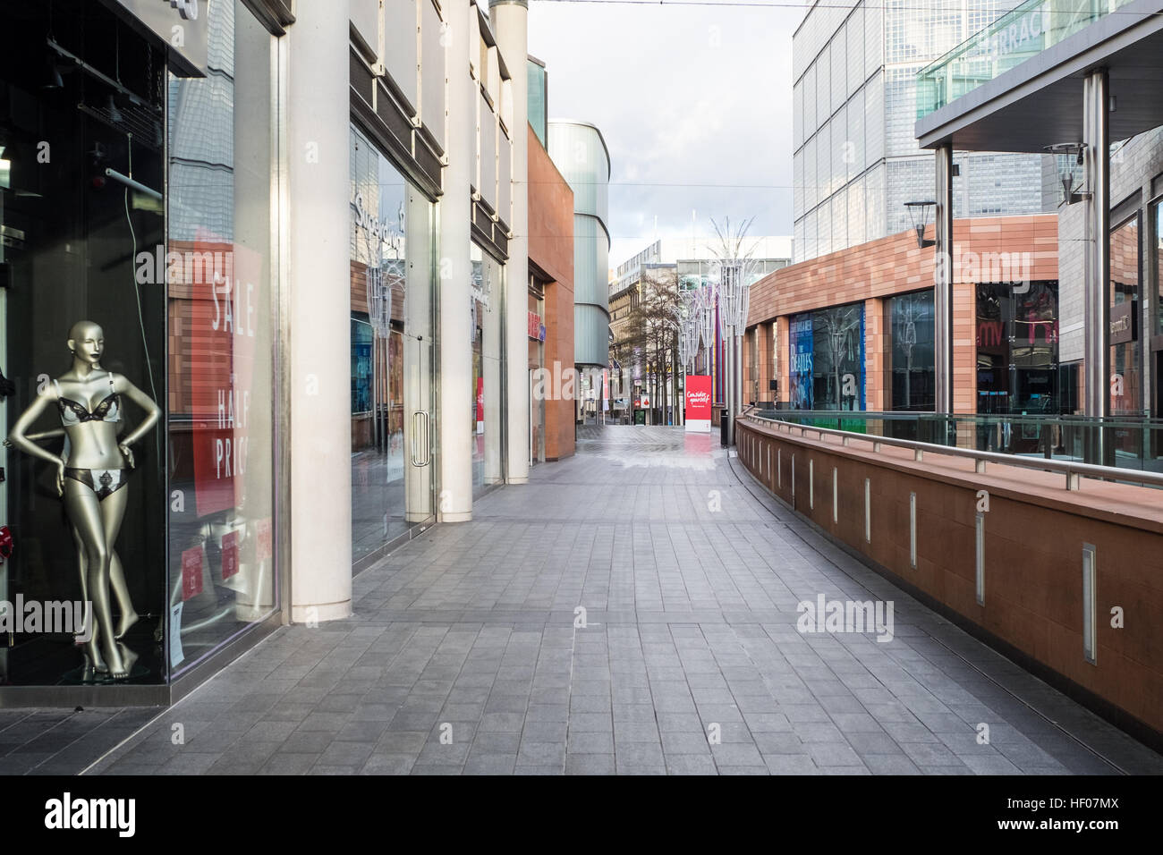 Liverpool, Royaume-Uni. Dec 25, 2016. Les rues du centre-ville de Liverpool déserté le matin du jour de Noël (Dimanche, Décembre 25,2016). Crédit : Christopher Middleton/Alamy Live News Banque D'Images