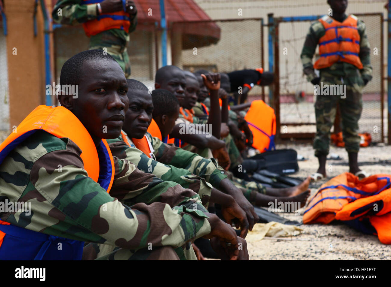 Entreprise sénégalaise de fusiliers commandos Marine regardez comme les ...