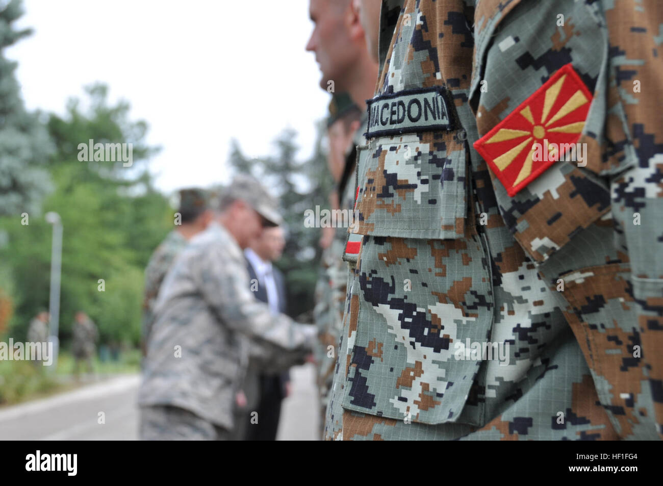 Soixante Dix Neuf Soldats De L Armee De La Republique De Macedoine Recevoir La Medaille Du Unit Citation Et Le Vermont Commendation Medals Lors D Une Ceremonie A Illenden Barracks Skopje Macedoine Le 12 Septembre 13