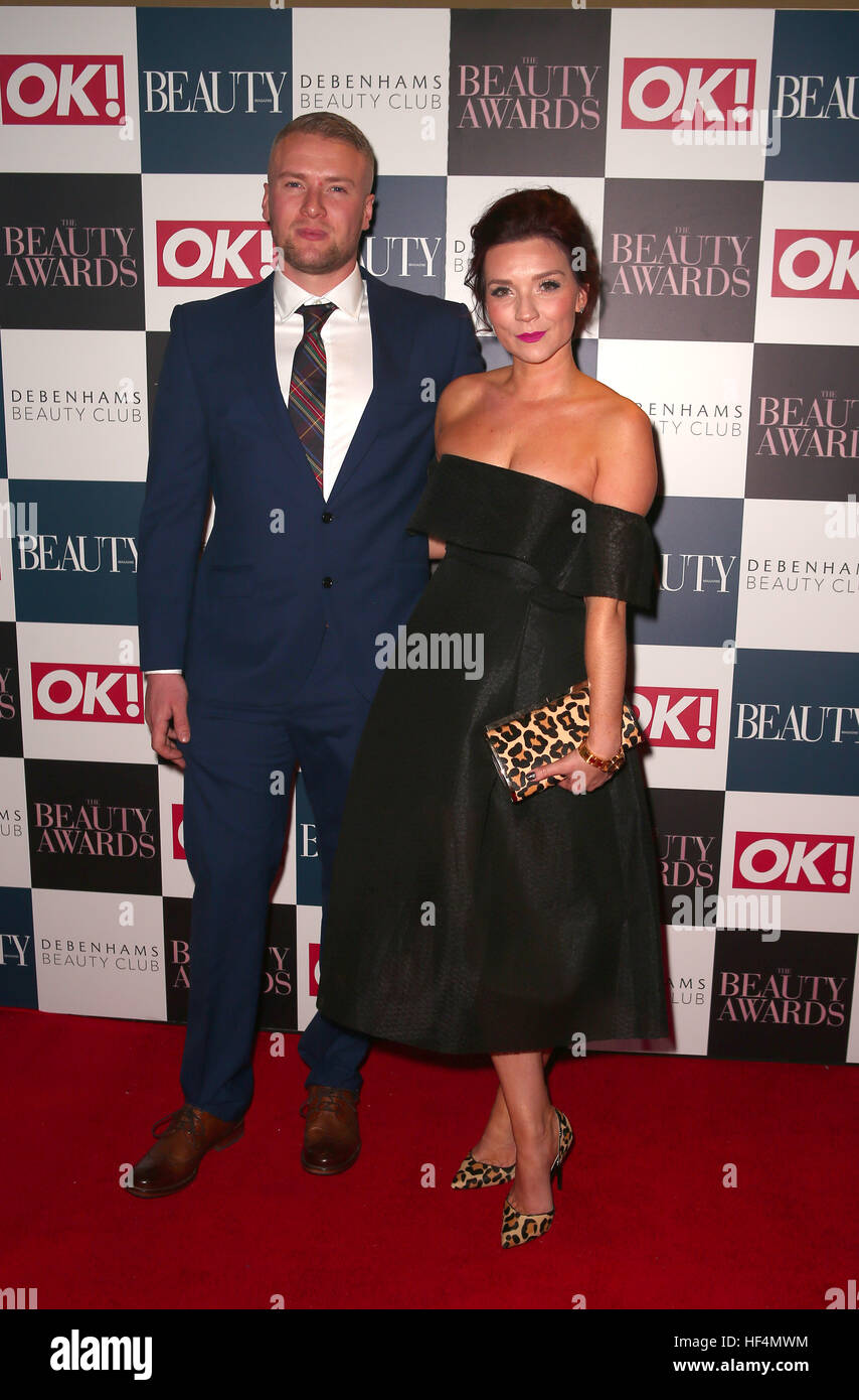 Le prix de beauté avec OK ! Debenhams et dispose d'un Club de beauté : Candice Brown Où : London, Royaume-Uni Quand : 24 Nov 2016 Banque D'Images