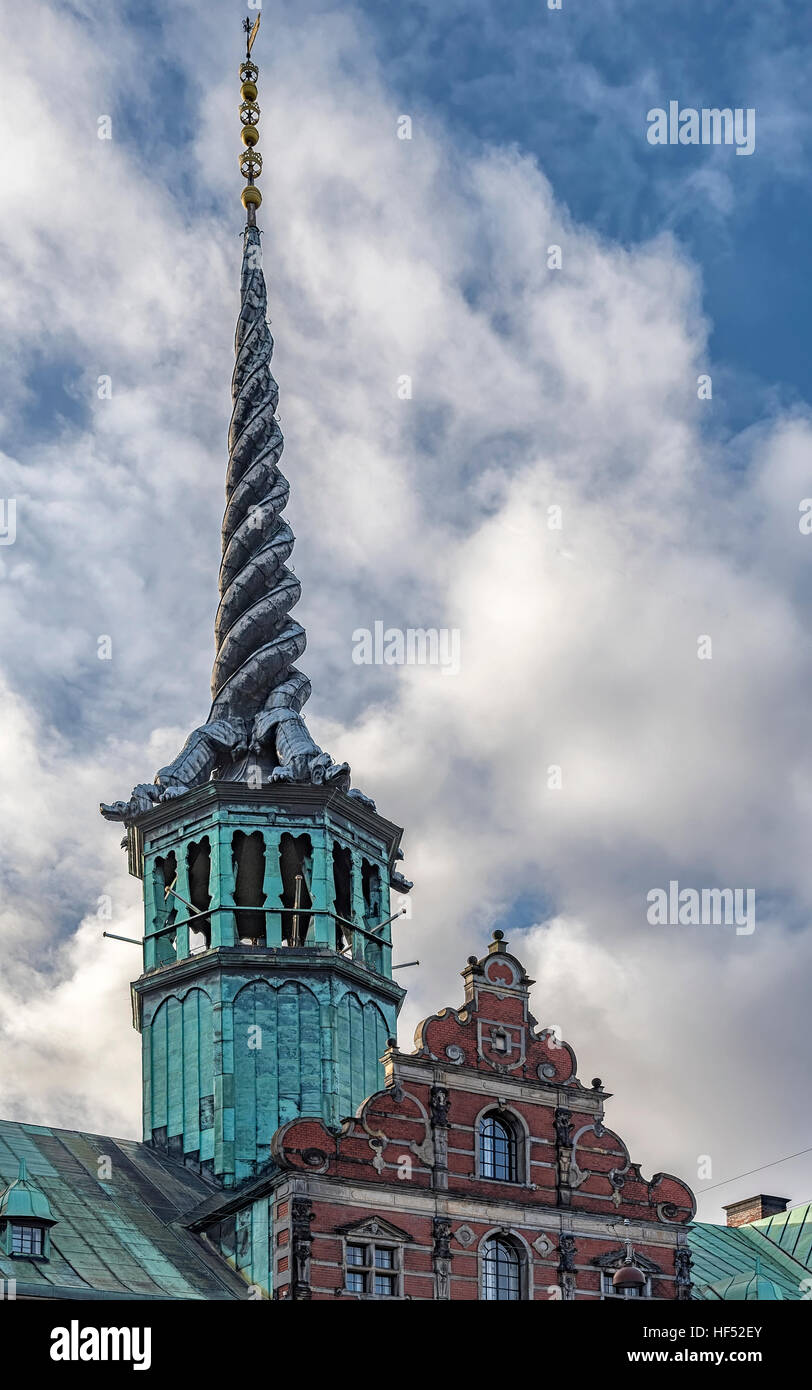 Borsen est un bâtiment dans le centre de Copenhague et est la plus ancienne bourse en Danemark. Banque D'Images