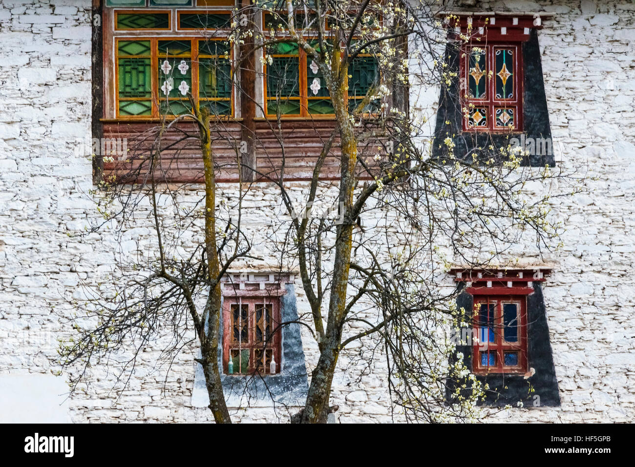 Maison de village tibétain Zhonglu, Danbo, province du Sichuan, Chine Banque D'Images