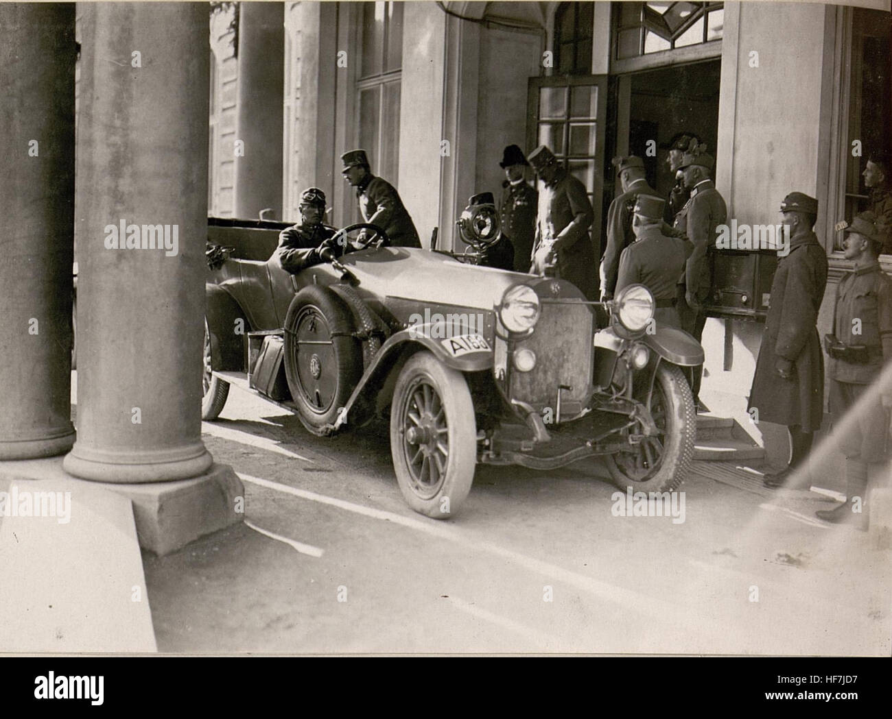 Abfahrt Sr.Majestät Kaiser Karl und Sr.Kaisrl.Hohe il Erzh Eugène-- zur avant.(4-6.1917.) 15798733) Banque D'Images