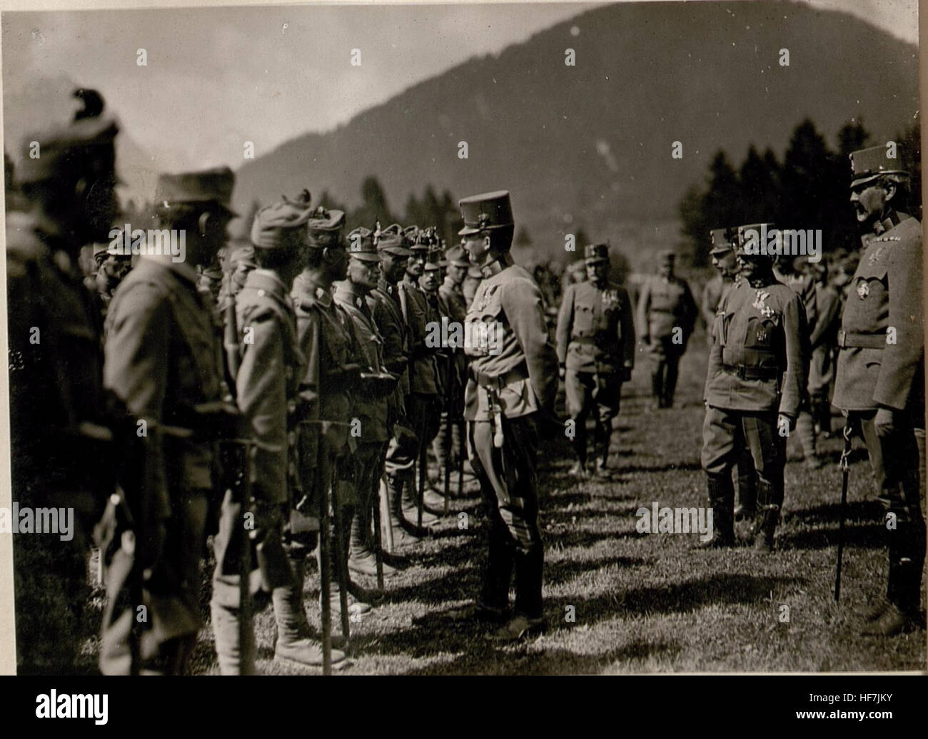 Dans Truppeninspizierung Kaiserbesuch Tarvis, durch Sr.Majestät. (4-6.1917.) 15798873) Banque D'Images