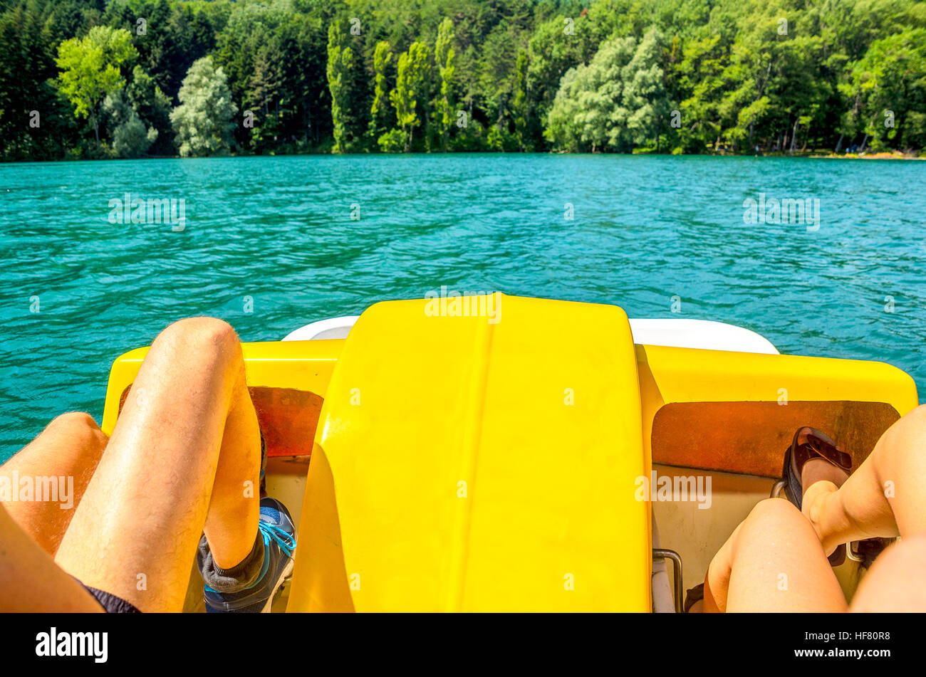 Faire du bateau à pédales Banque D'Images