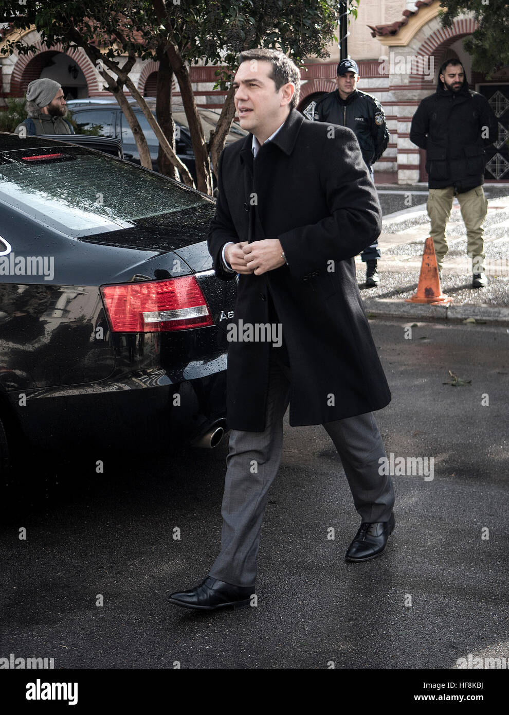 Athènes, Grèce. Dec 29, 2016. Le Premier ministre grec Alexis Tsipras arrive lors d'une manifestation à Athènes, Grèce, le 29 décembre 2016. ©Elias Verdi/Alamy Live News Banque D'Images