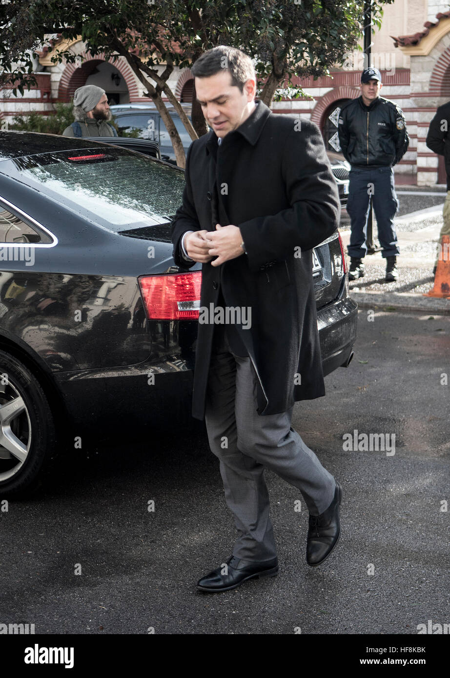 Athènes, Grèce. Dec 29, 2016. Le Premier ministre grec Alexis Tsipras arrive lors d'une manifestation à Athènes, Grèce, le 29 décembre 2016. ©Elias Verdi/Alamy Live News Banque D'Images