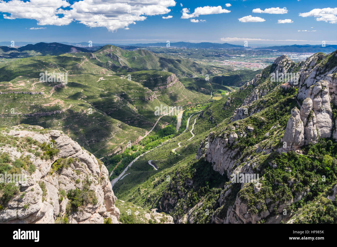 Vallée de la rivière Llobregat à Monistrol de Montserrat, en Catalogne, Espagne. Banque D'Images