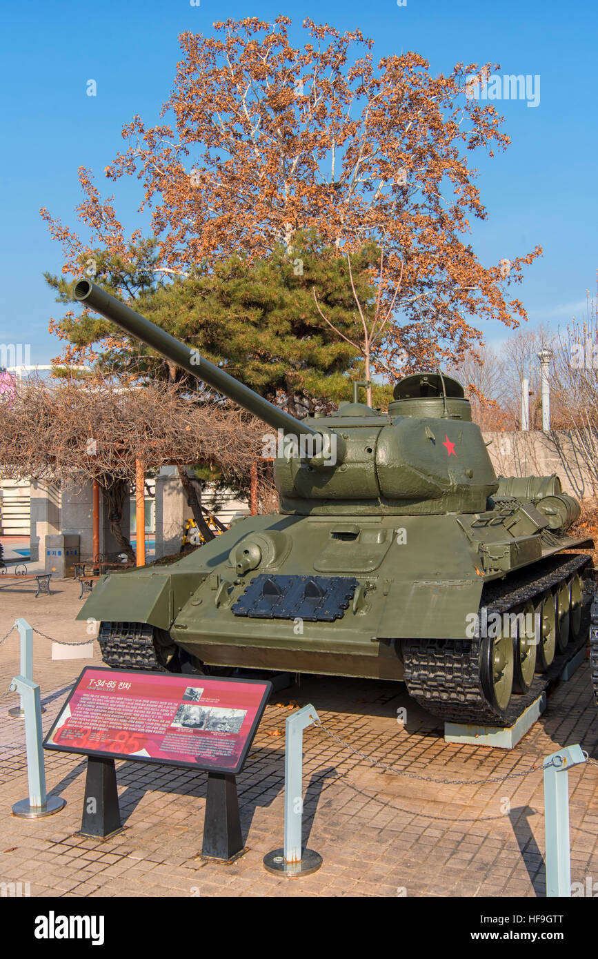 Char moyen T-34 au Musée Mémorial de la guerre de Corée à Séoul, Corée du Sud Banque D'Images