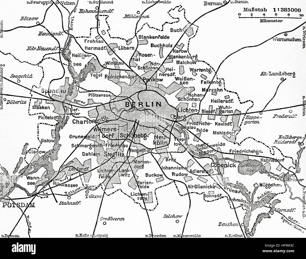 Une carte montrant les limites de la ville de Berlin, en Allemagne, avant la DEUXIÈME GUERRE MONDIALE. De Meyers lexique, publié en 1924. Banque D'Images