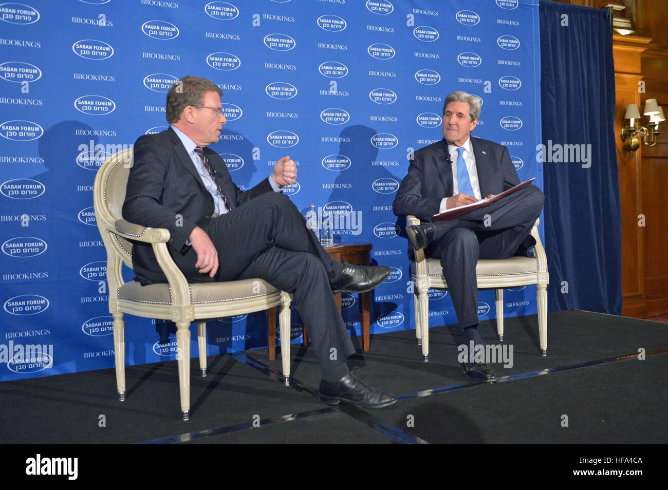 Le secrétaire d'Etat John Kerry participe à la Brooking Institution's 2016 Saban Forum à l'Hôtel Willard, à Washington, D.C., le 4 décembre 2016. Banque D'Images