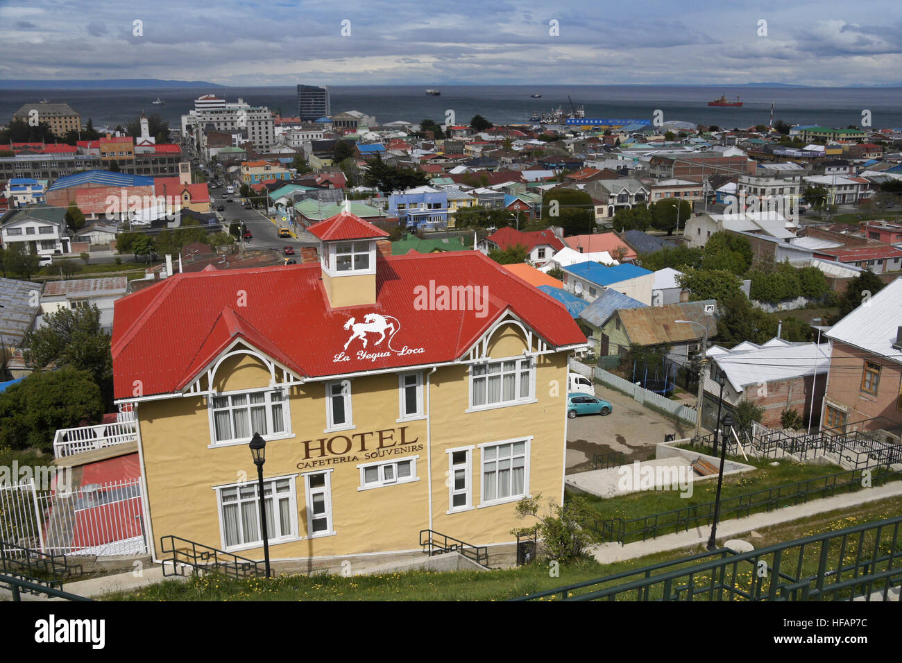 Vue de Punta Arenas, au Chili, du Mirador Cerro la Cruz Banque D'Images