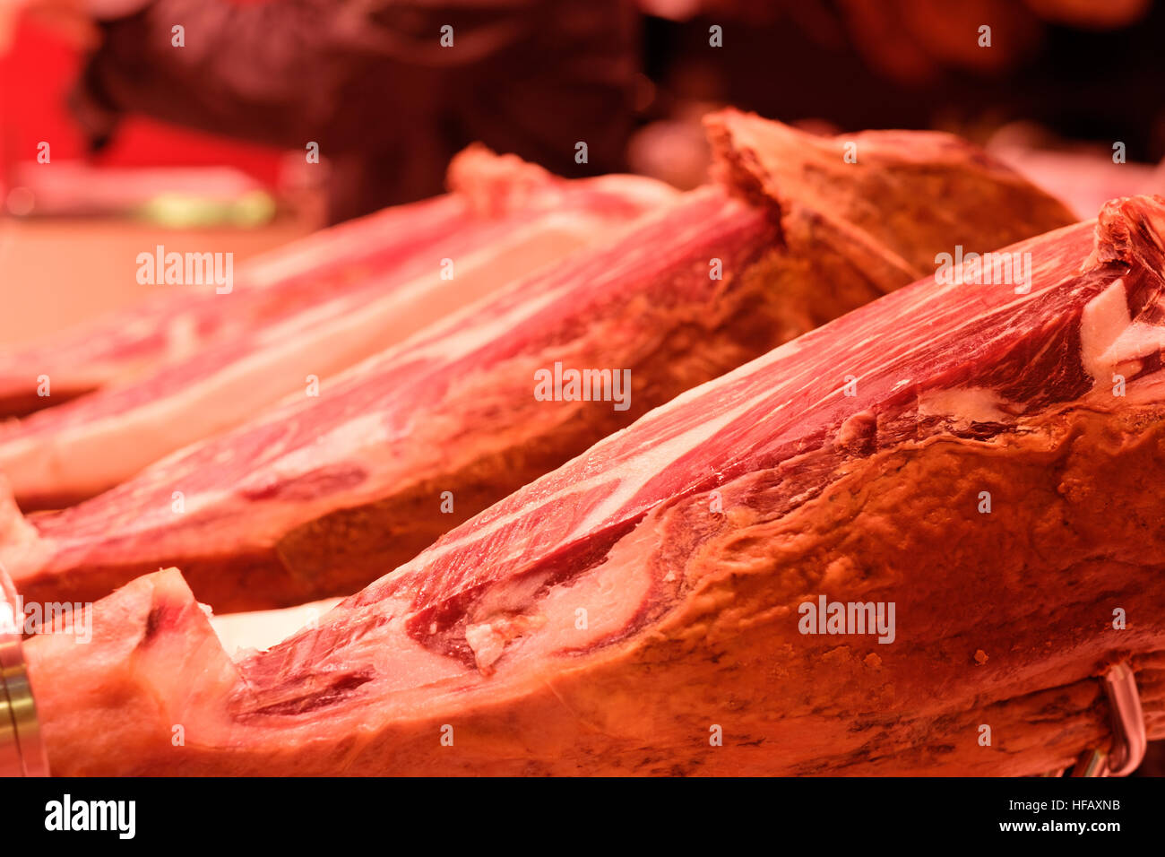 Jambon jamon Catalan Espagne Barcelone Les pieds de porc de la viande de porc de sabots rouge saucisse Banque D'Images