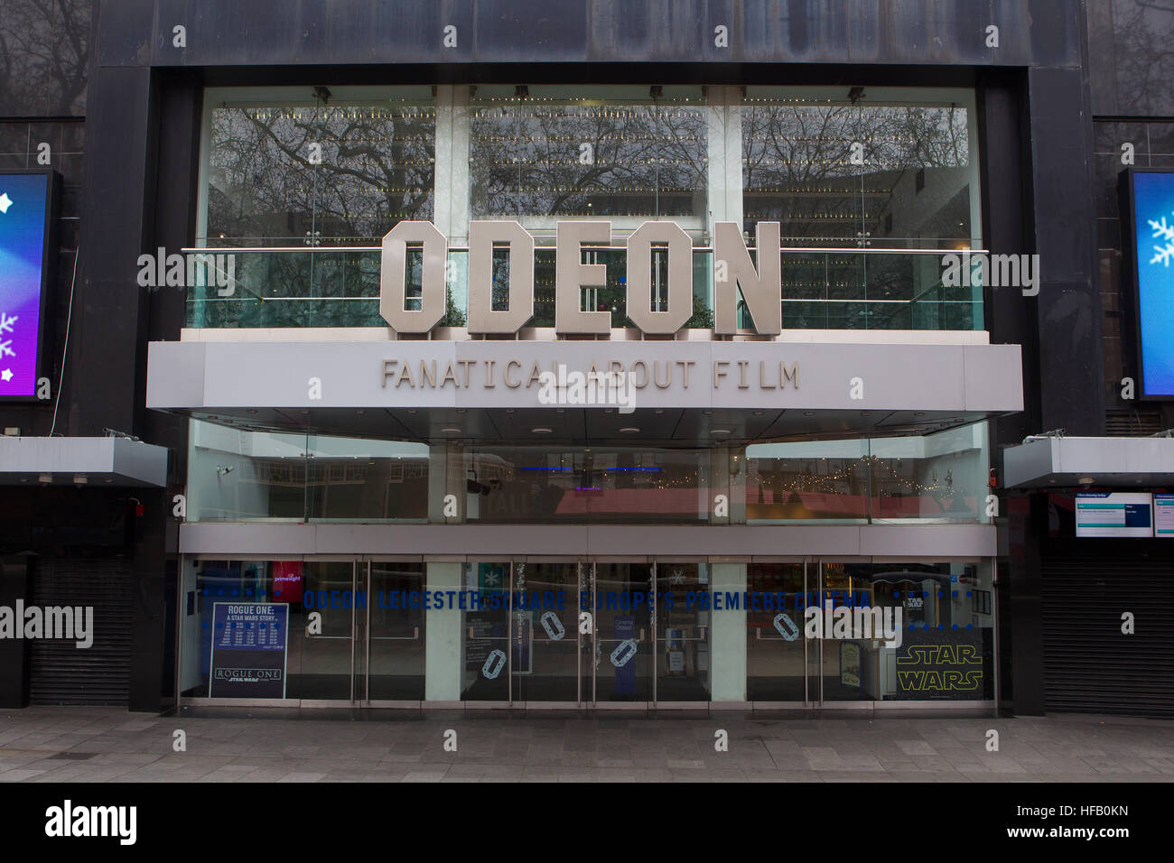 Vue générale de la GV cinéma Odeon Leicester Square Banque D'Images