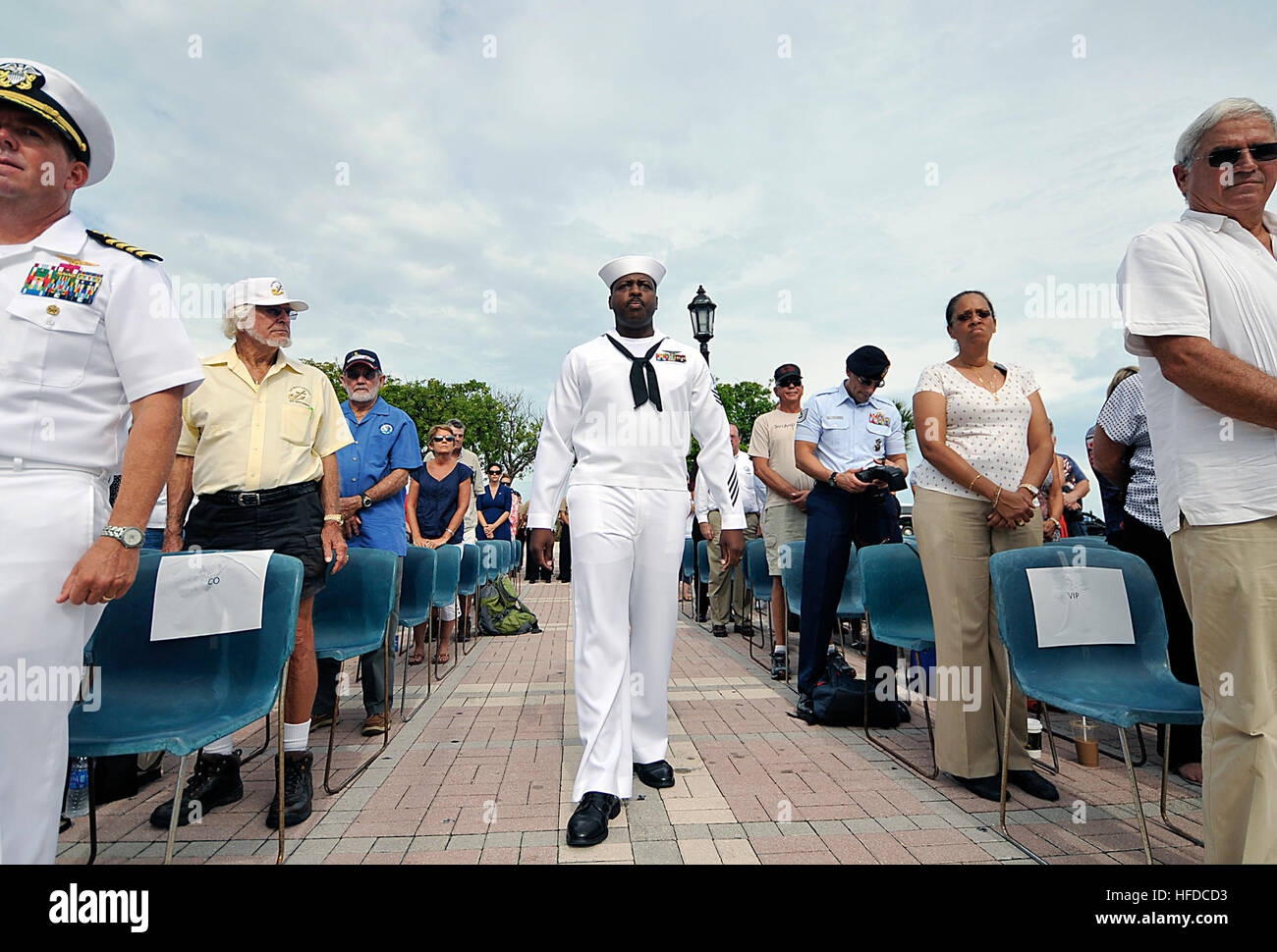 Une cérémonie commémorative en 9/11 au mémorial militaire historique des Keys de Key West-Florida honore les victimes des attentats du 11 septembre, avec le personnel de la marine américaine participant à des services commémoratifs et à des célébrations patriotiques. Banque D'Images