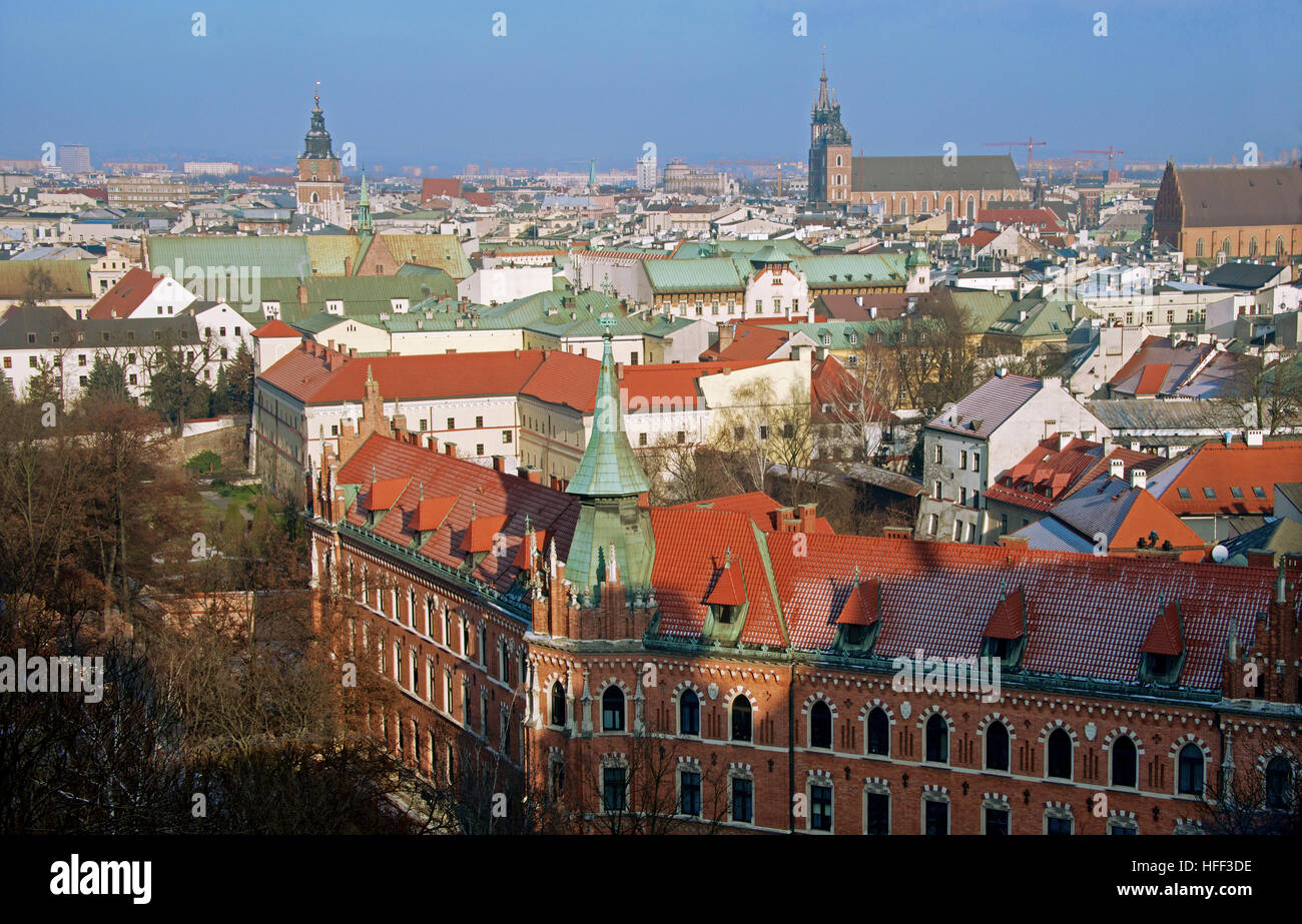 Vue à vol d'oiseau de Cracovie avec Abri International Church of St Mary Pologne Banque D'Images