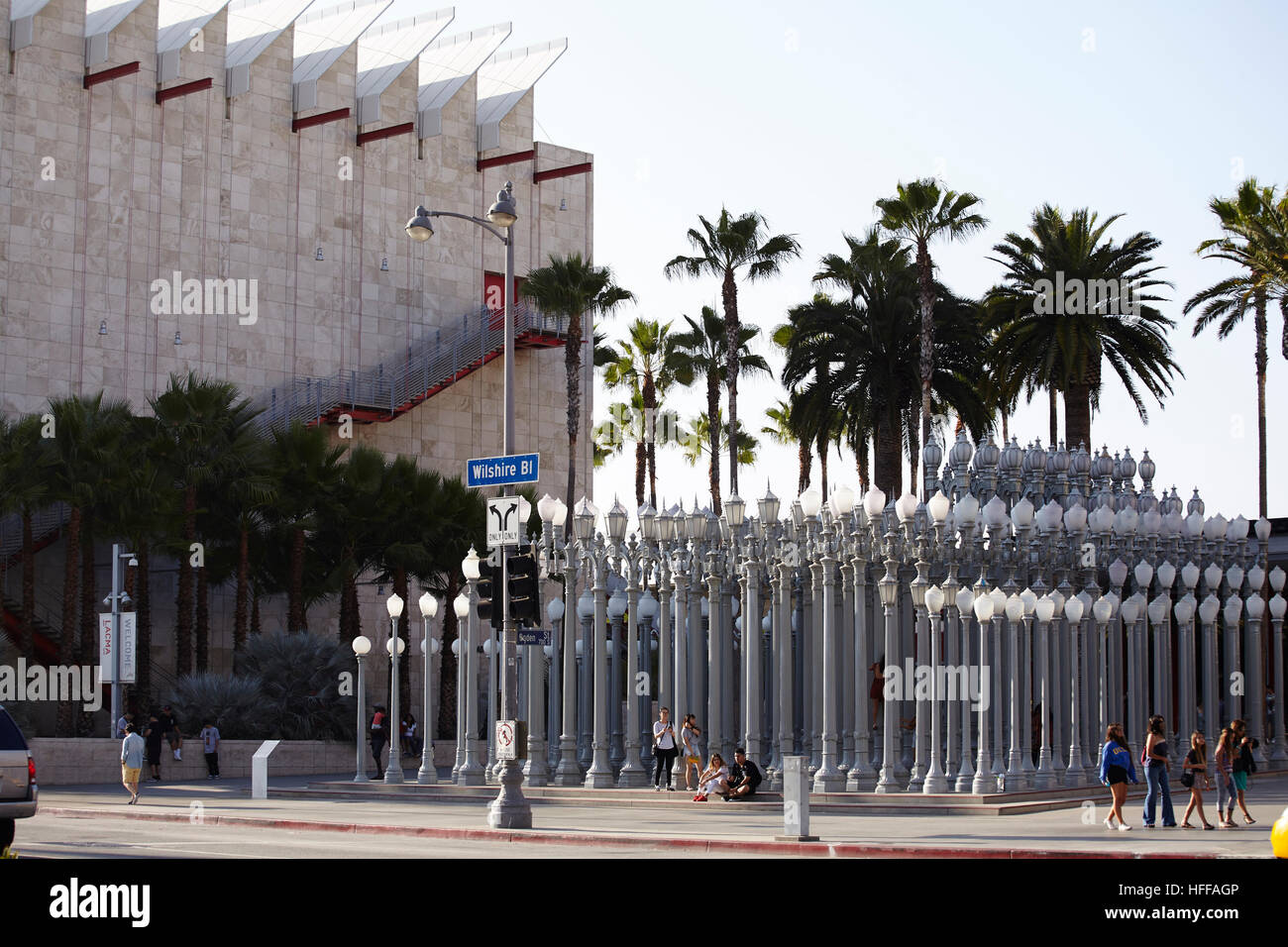 Sculpture de Lumière urbaine par Chris Burden au Los Angeles County Museum modern art LACMA Banque D'Images