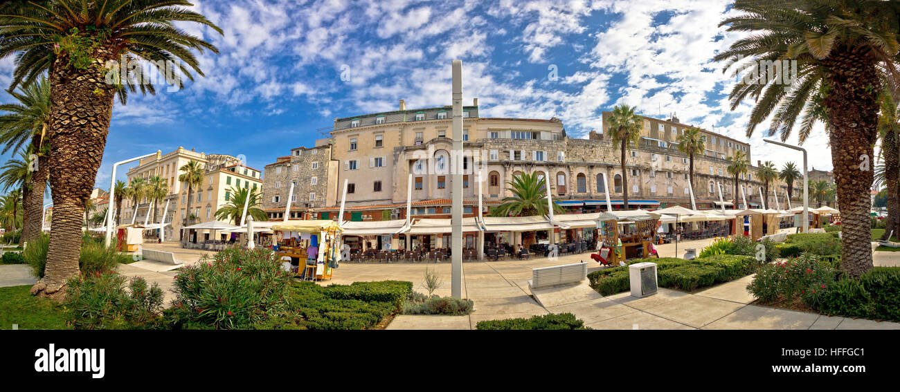 Split Riva watefront vue panoramique avec Dioclétien, en Dalmatie, Croatie Banque D'Images