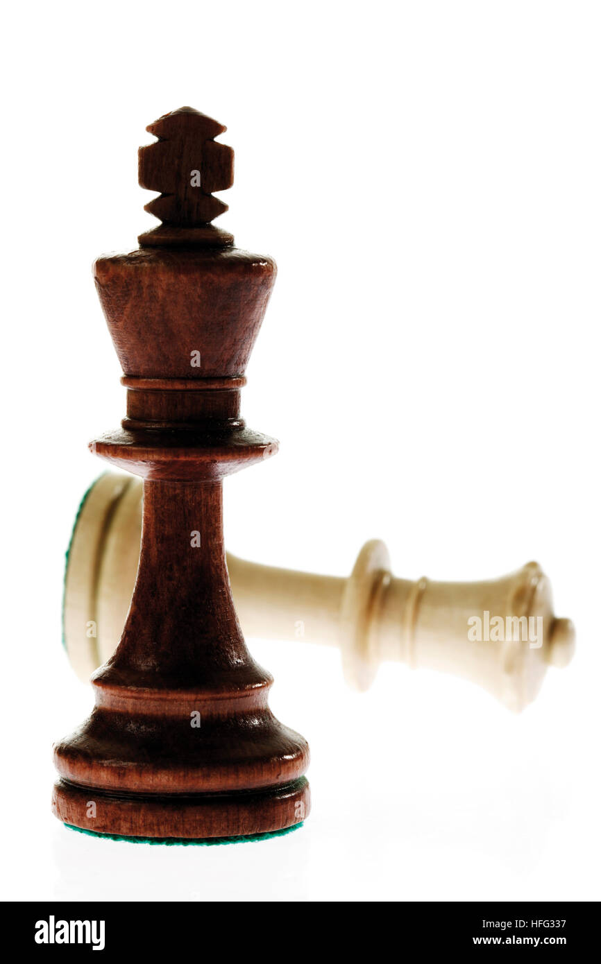 Pièces des échecs : Reine blanche et marron king Banque D'Images