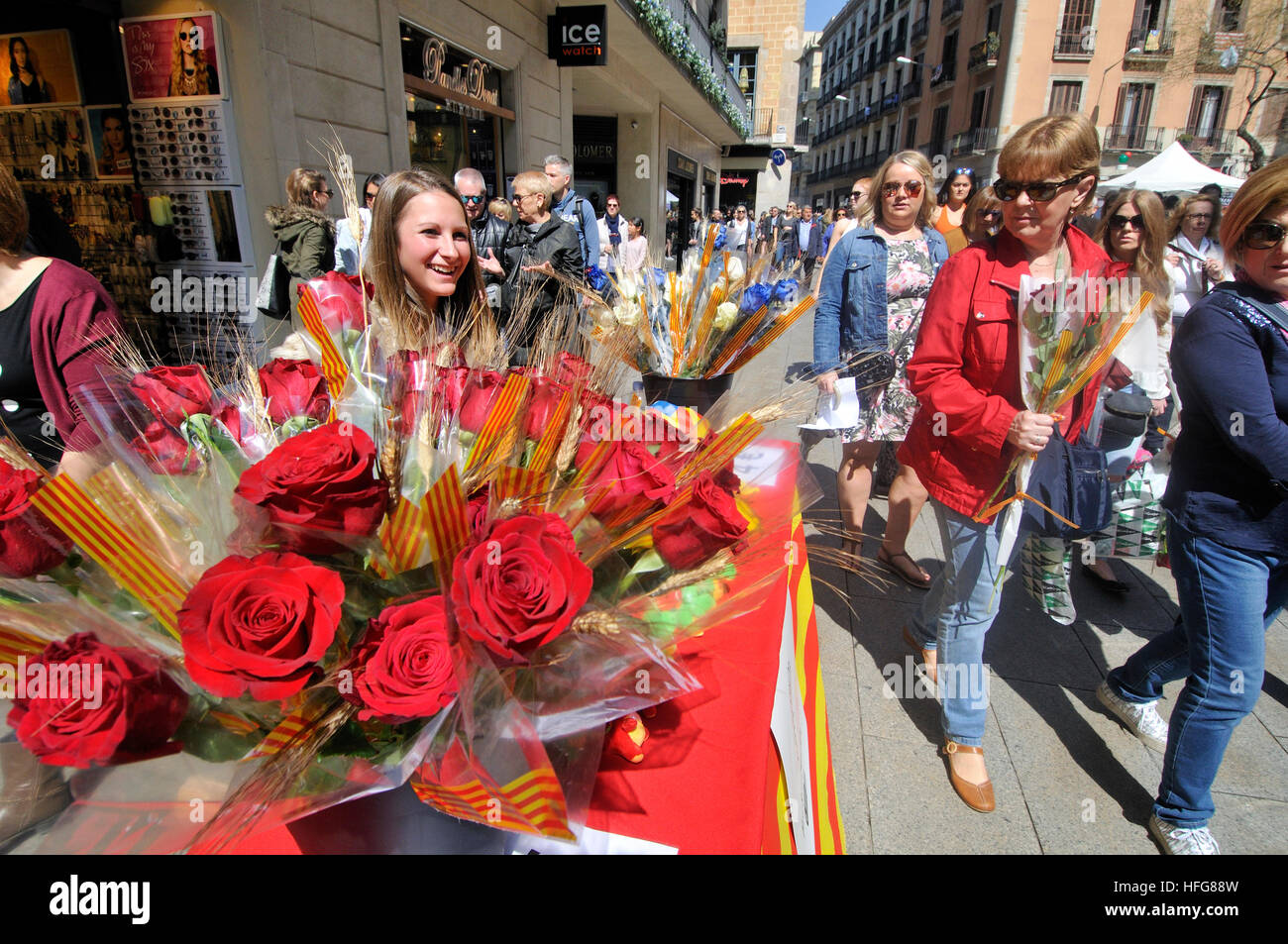 Roses en vente, Sant Jordi (23 avril) fête, Barcelone. La Catalogne.  Espagne Photo Stock - Alamy