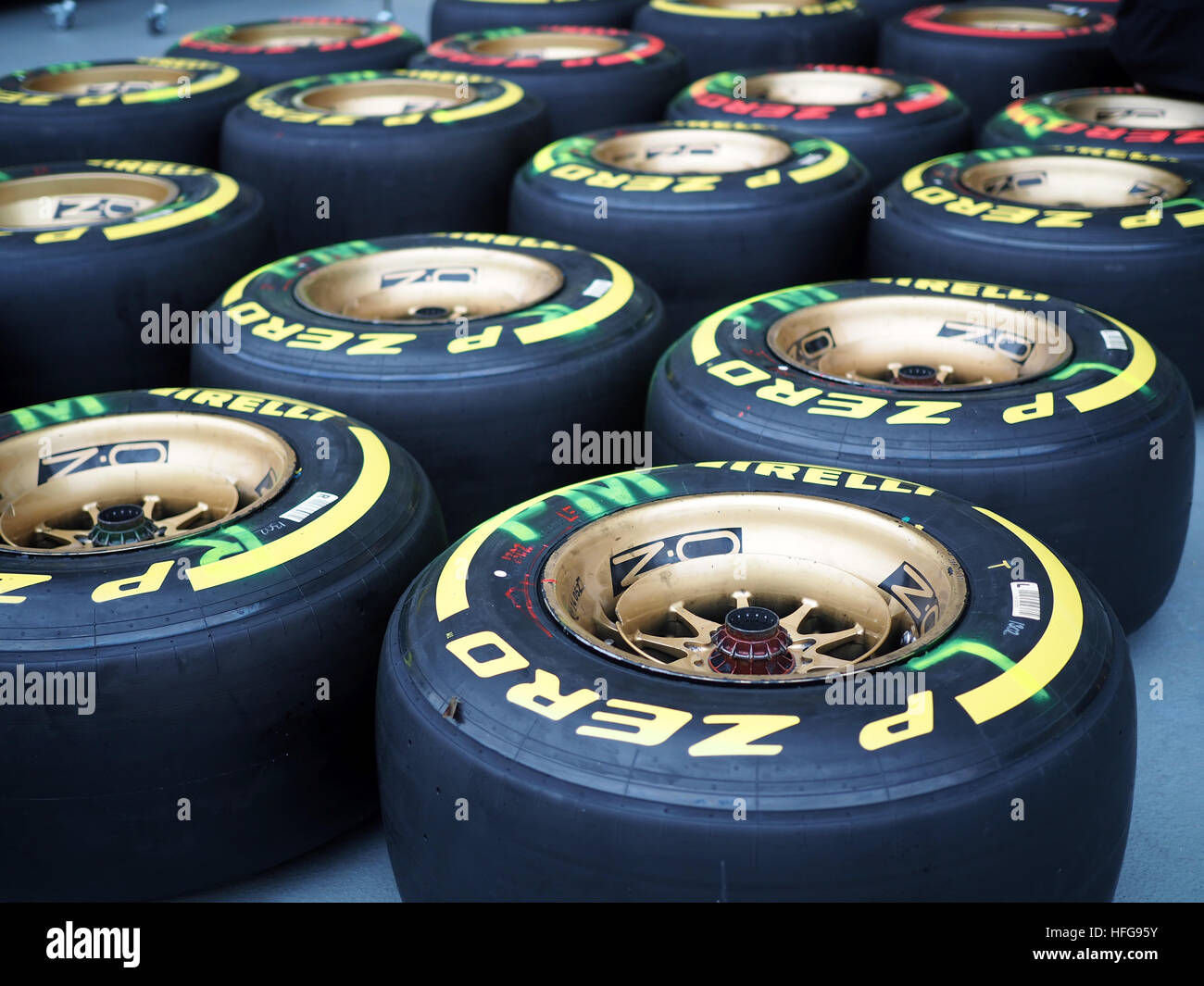 La formule un grand prix de F1 Racing motor sport Pneus P Zero or roues Banque D'Images