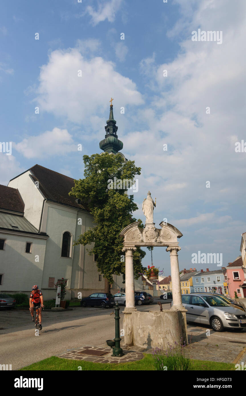Pöchlarn : église paroissiale Maria Ascension et le bien - Nibelungengau Marien, Donau, Niederösterreich, Autriche, Basse Autriche Banque D'Images
