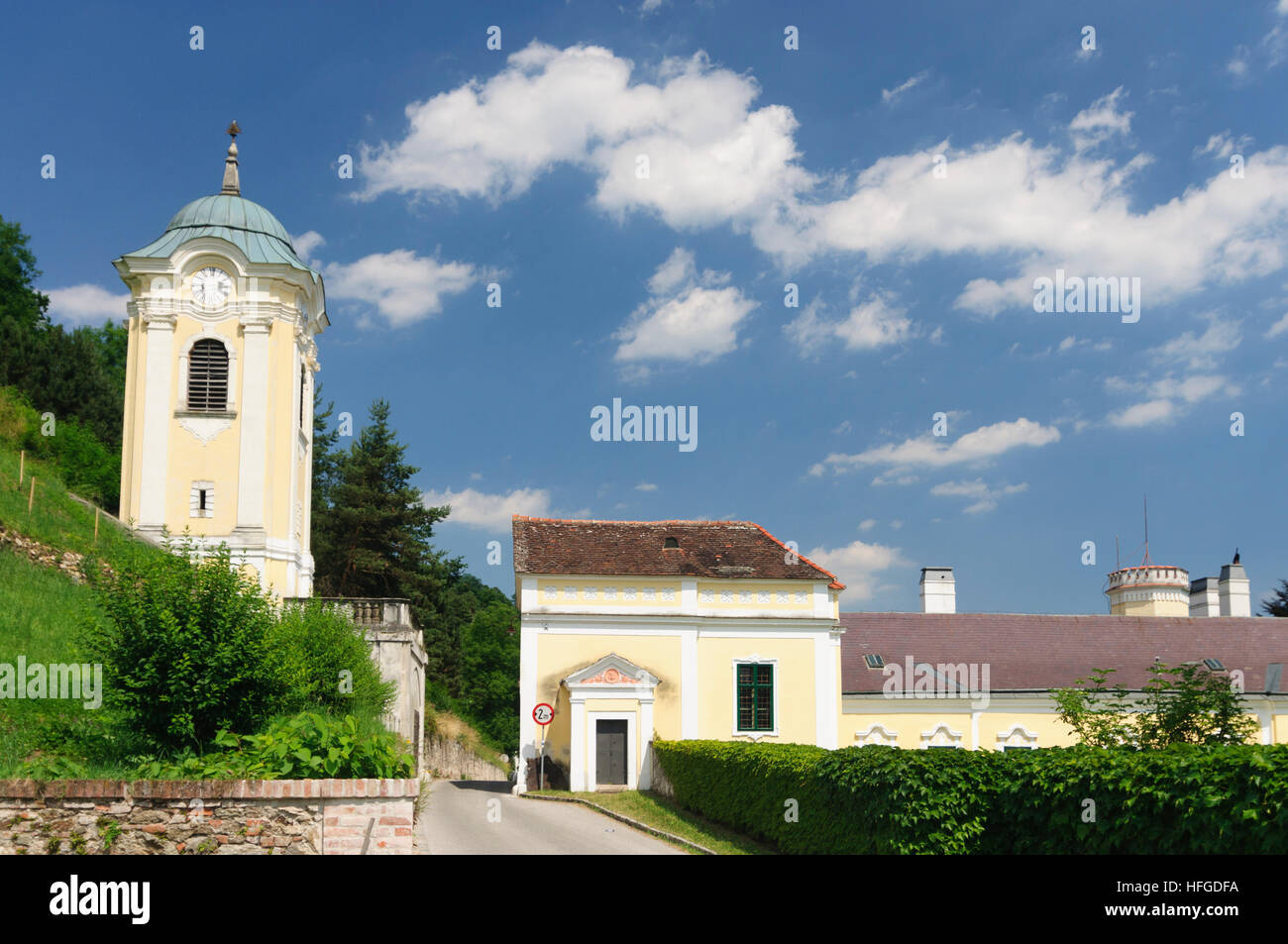 Bad Erlach : Linsberg Château avec tour du château, Wiener Alpen, Alpes, Niederösterreich, Basse Autriche, Autriche Banque D'Images