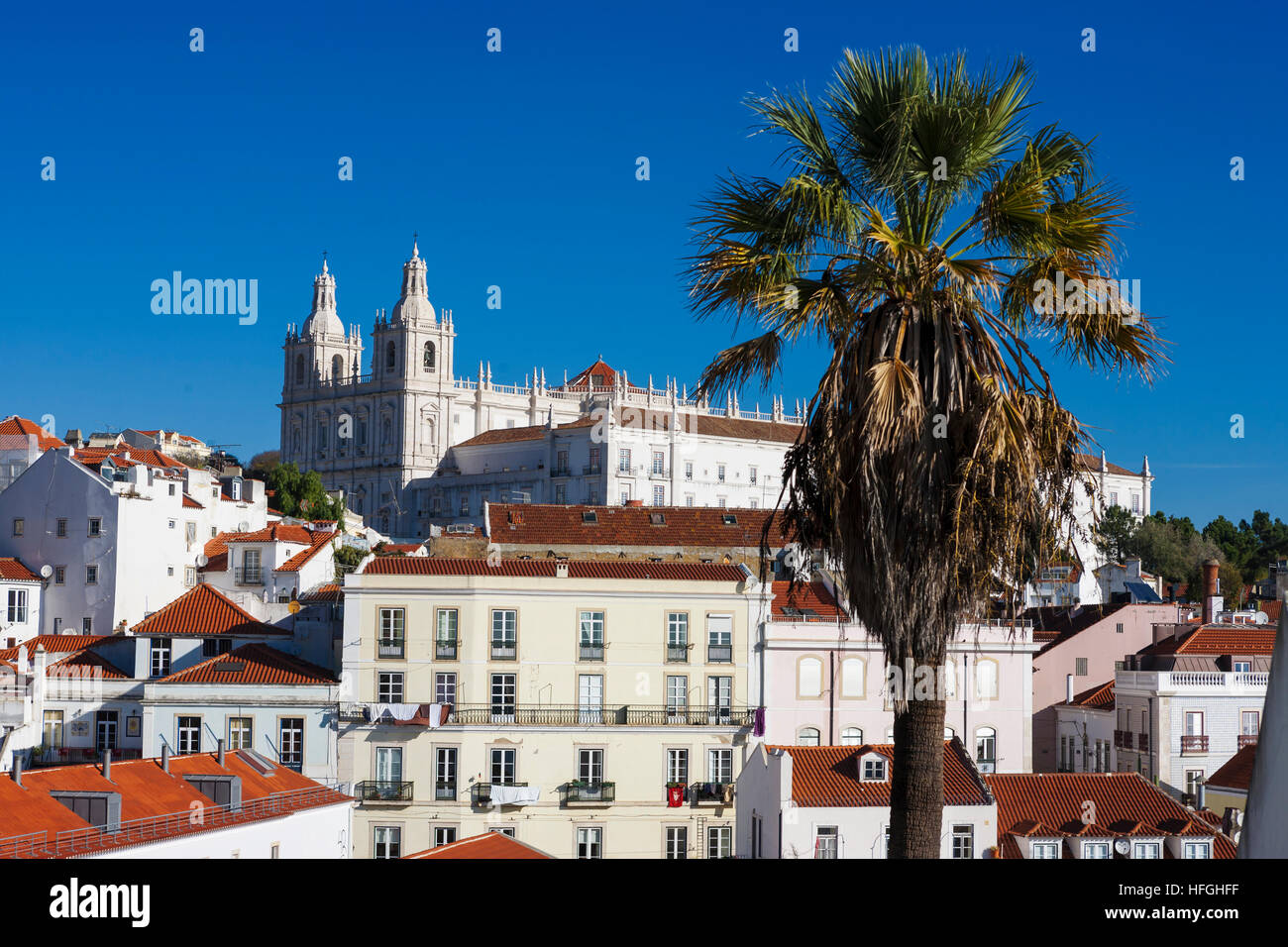 Vue de l'Igreja de São Vicente de Fora de Portas do Sol, Alfama, Lisbonne, Portugal Banque D'Images