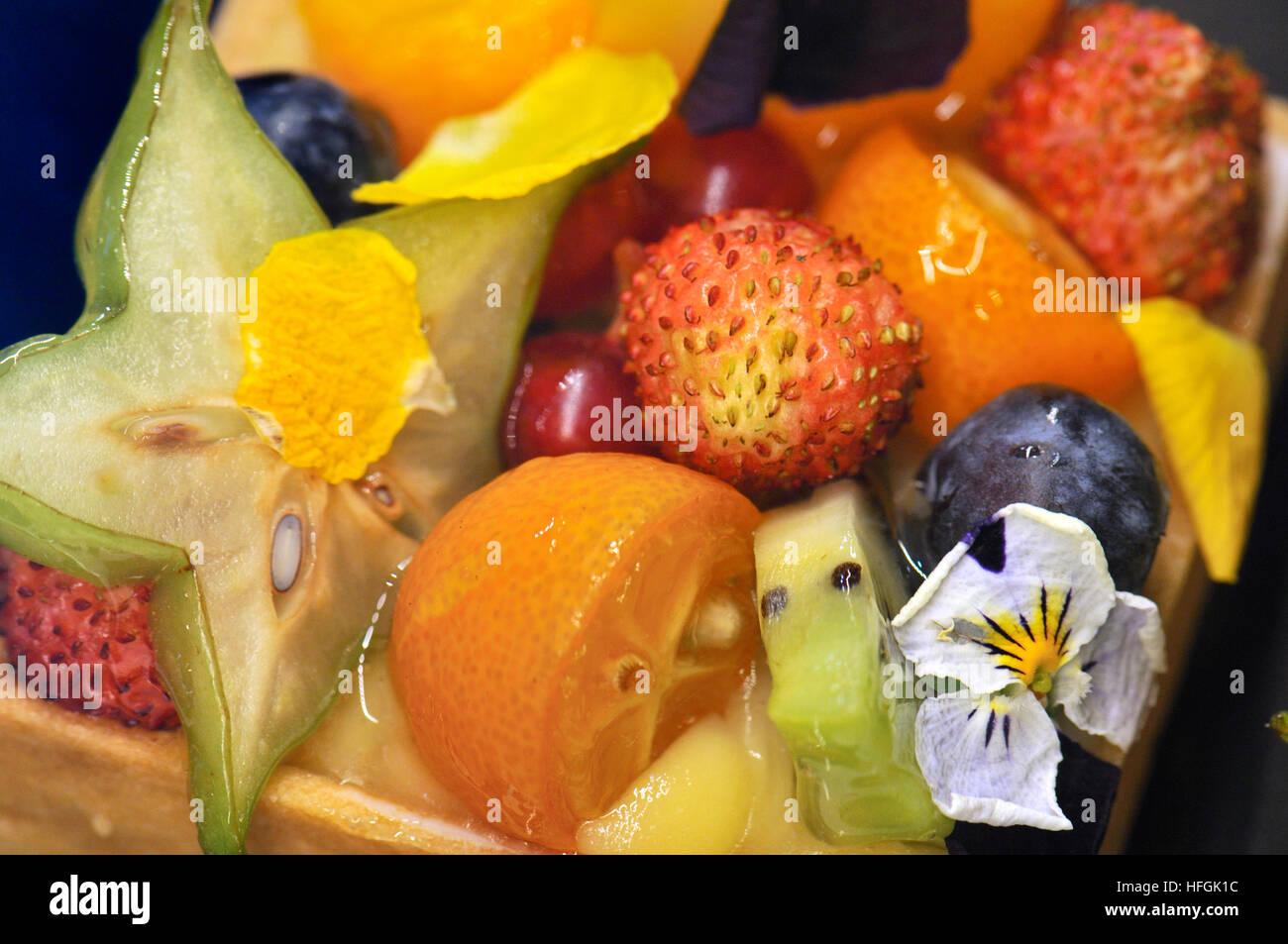 Des gâteaux aux fruits. Alimentaria, Nourriture et boissons International Exposition, L'Hospitalet de Llobregat, Barcelone, Catalogne, Espagne Banque D'Images