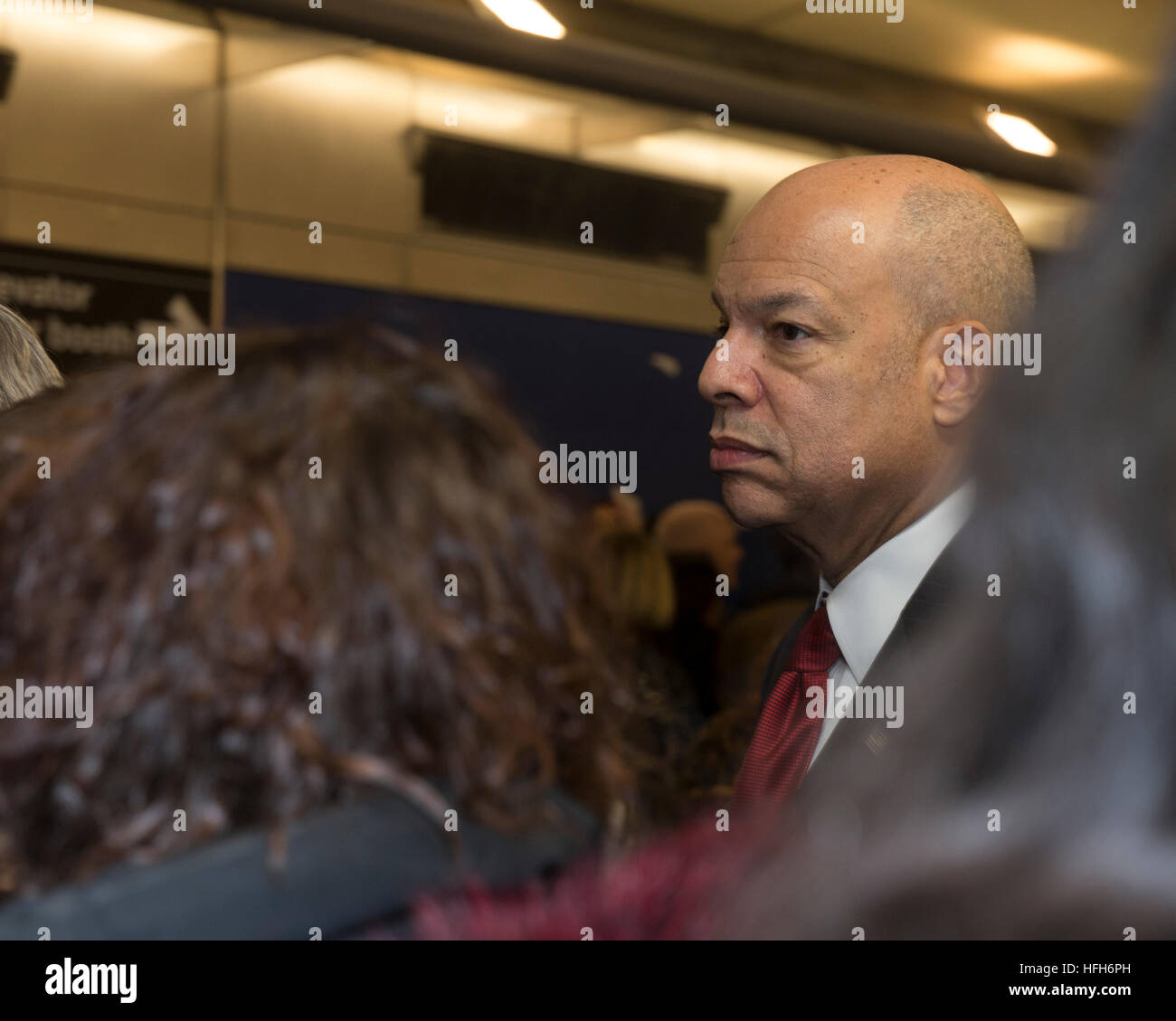 New York, États-Unis. 06Th Jan, 2017. Secrétaire de la sécurité intérieure Jeh Johnson participe à la 2e avenue, 72e célébration à métro street Station à Manhattan Crédit : lev radin/Alamy Live News Banque D'Images