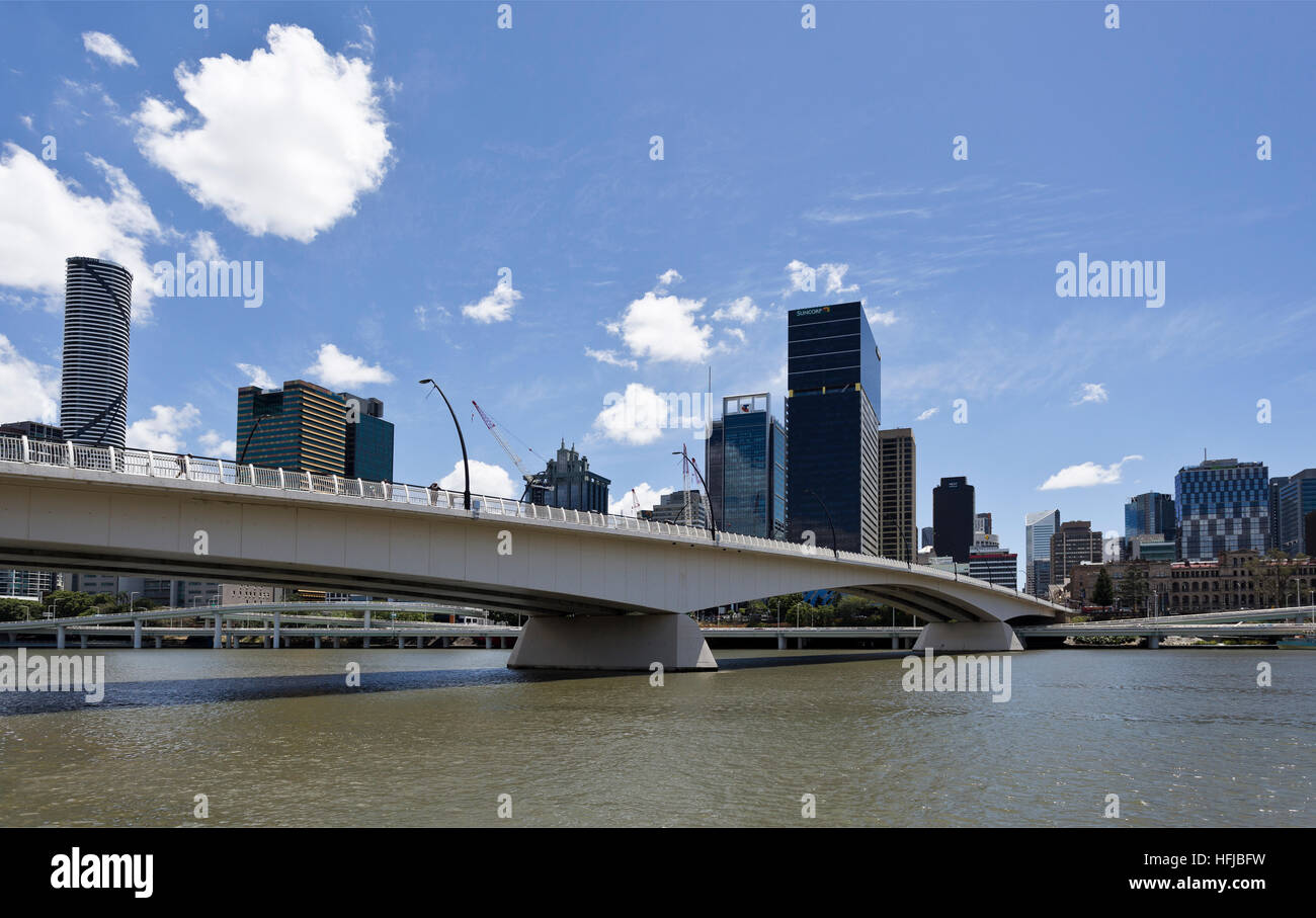 Vue du pont Victoria, sur le fleuve Brisbane, Australie Banque D'Images