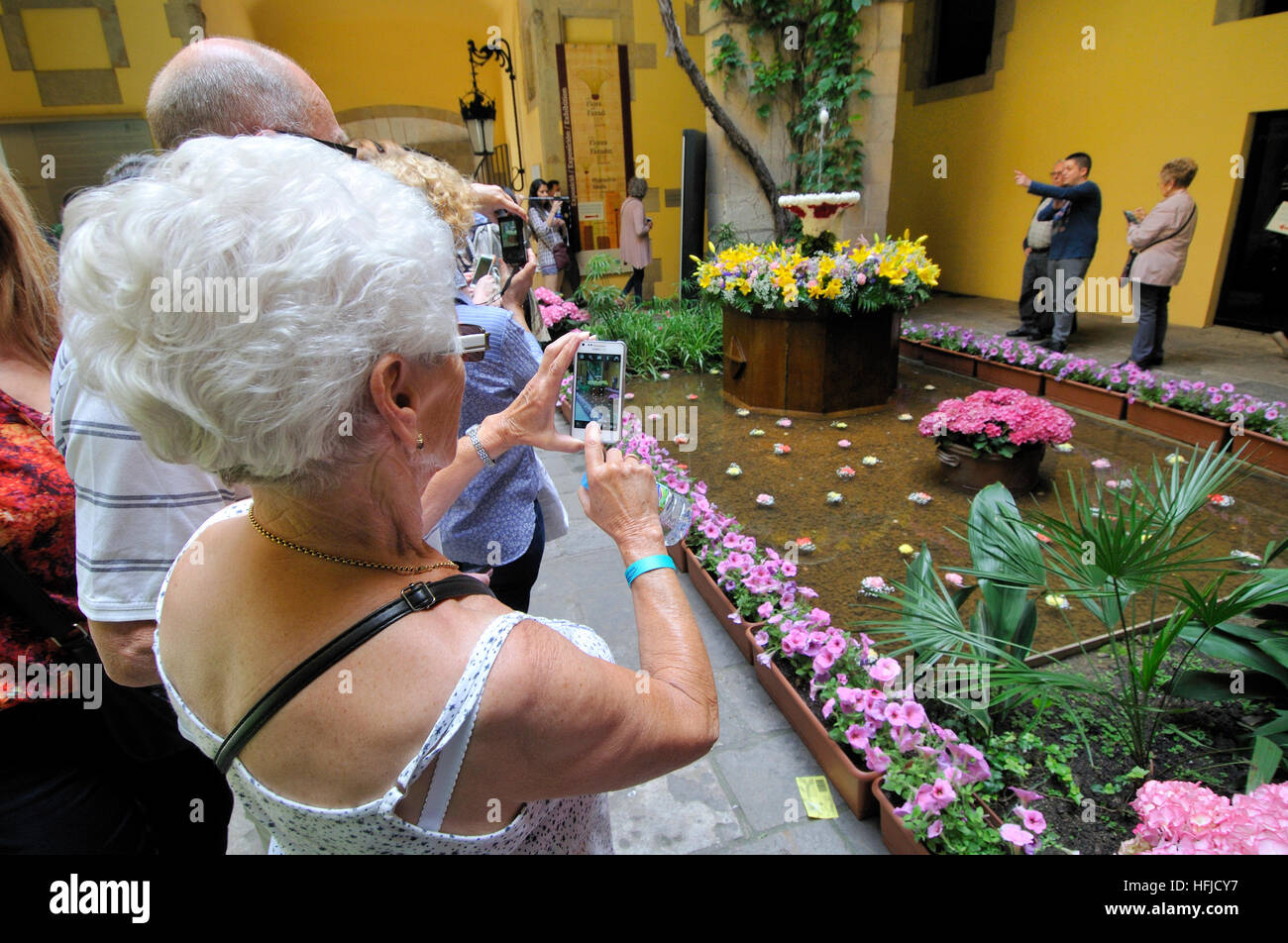 L'oeuf dansant lors de la fête du Corpus Christi. Barcelone. La Catalogne. L'Espagne. Banque D'Images