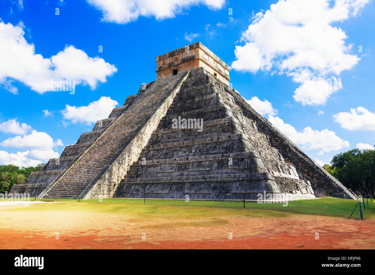 La structure centrale de Castillo, dans l'ancien temple maya de Chichen Itza, Yucatan, Mexique Banque D'Images