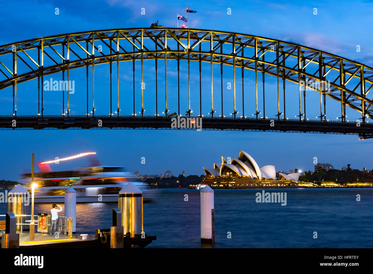 Sydney Harbour Bridge et l'Opera House, Sydney, Australie. Banque D'Images