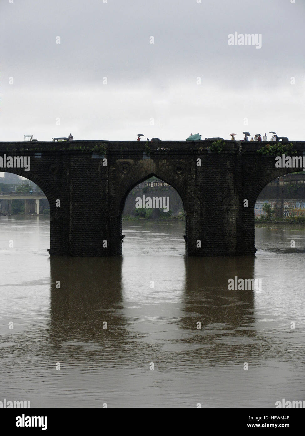 Shivaji bridge, navaa pul ou jorge loieds bridge, près de Pune municipal corporation building, Pune, Maharashtra, Inde Banque D'Images