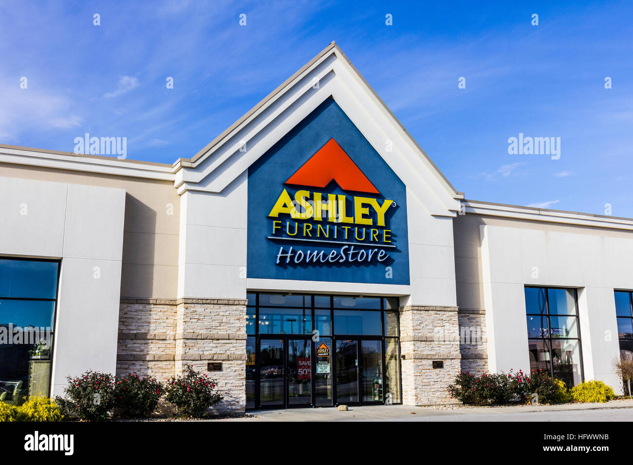 Indianapolis - Circa Novembre 2016 : Ashley Furniture Homestore Emplacement de vente au détail je Banque D'Images