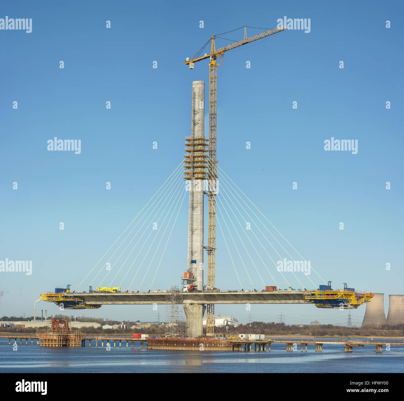 Le projet de Porte Mersey - le nouveau pont en construction Runcorn-Widnes sur la rivière Mersey en Cisjordanie, Widnes. Banque D'Images