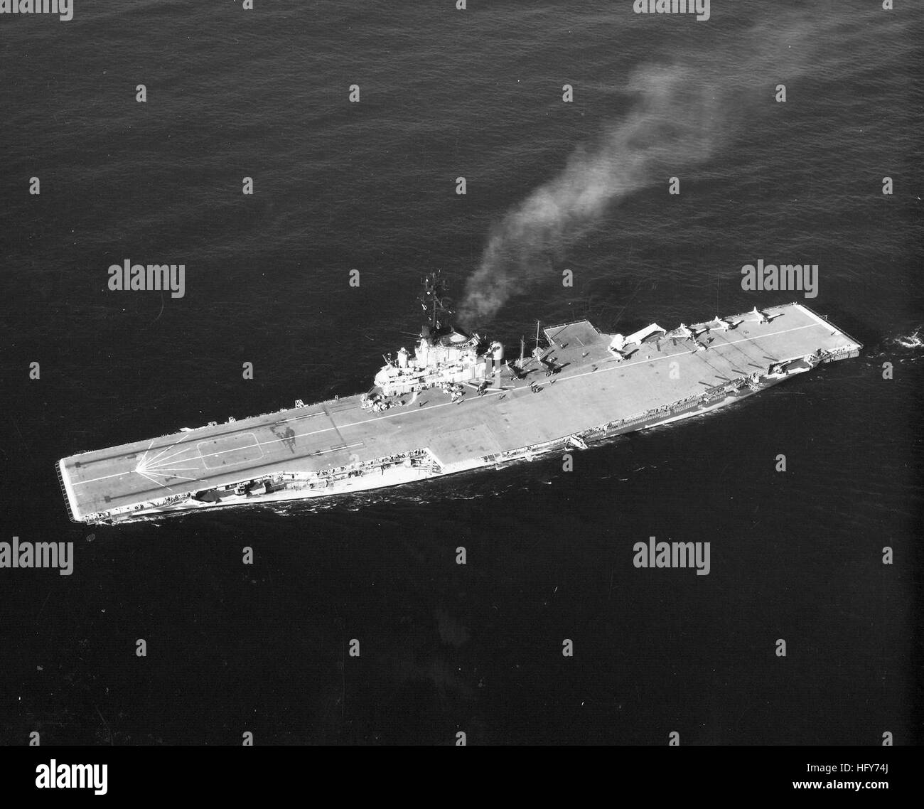 USS Yorktown (CV-10) pendant le tournage de Tora Tora Tora Film 1968 Banque D'Images
