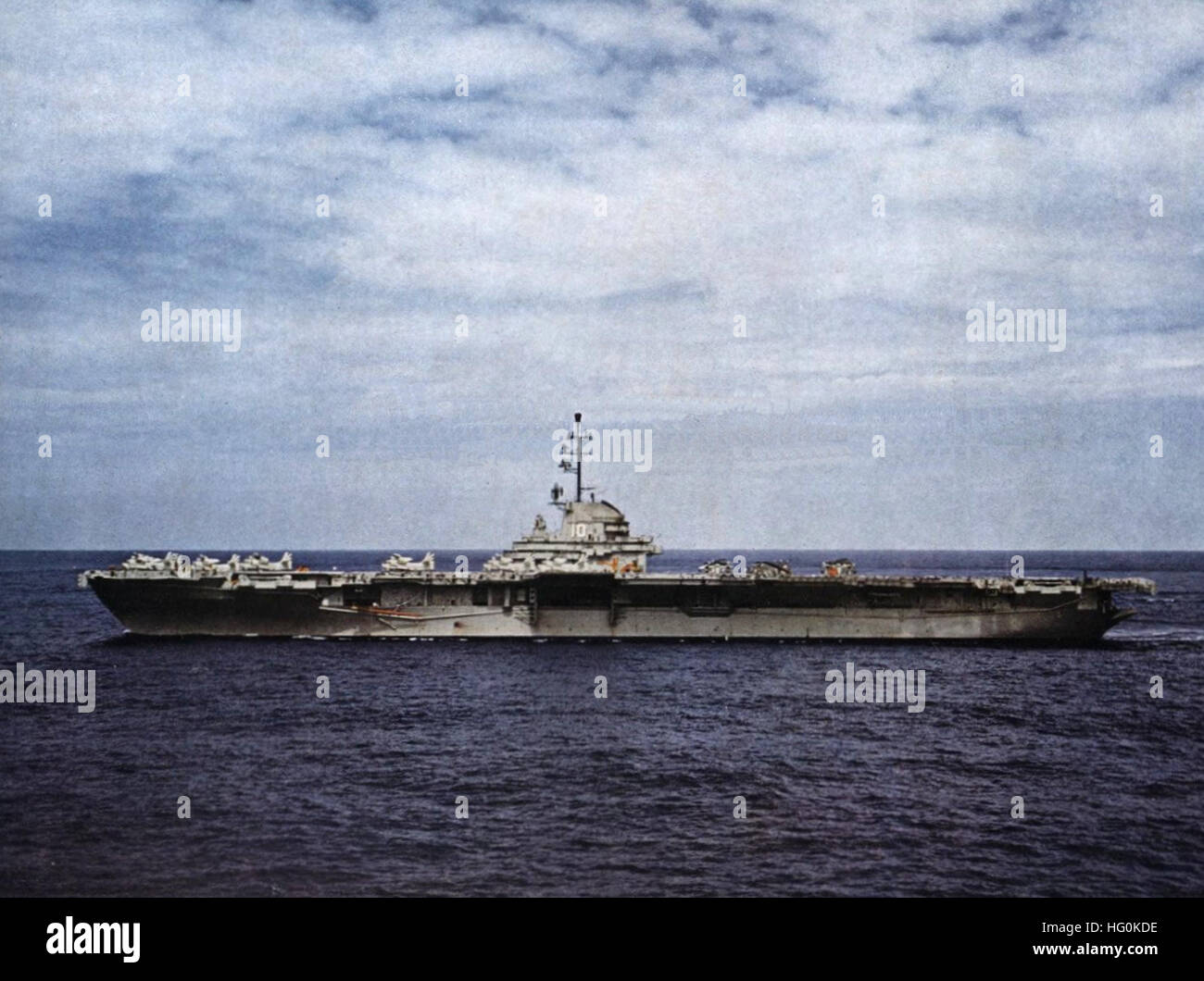 USS Yorktown (CV-10) en cours c1959 Banque D'Images