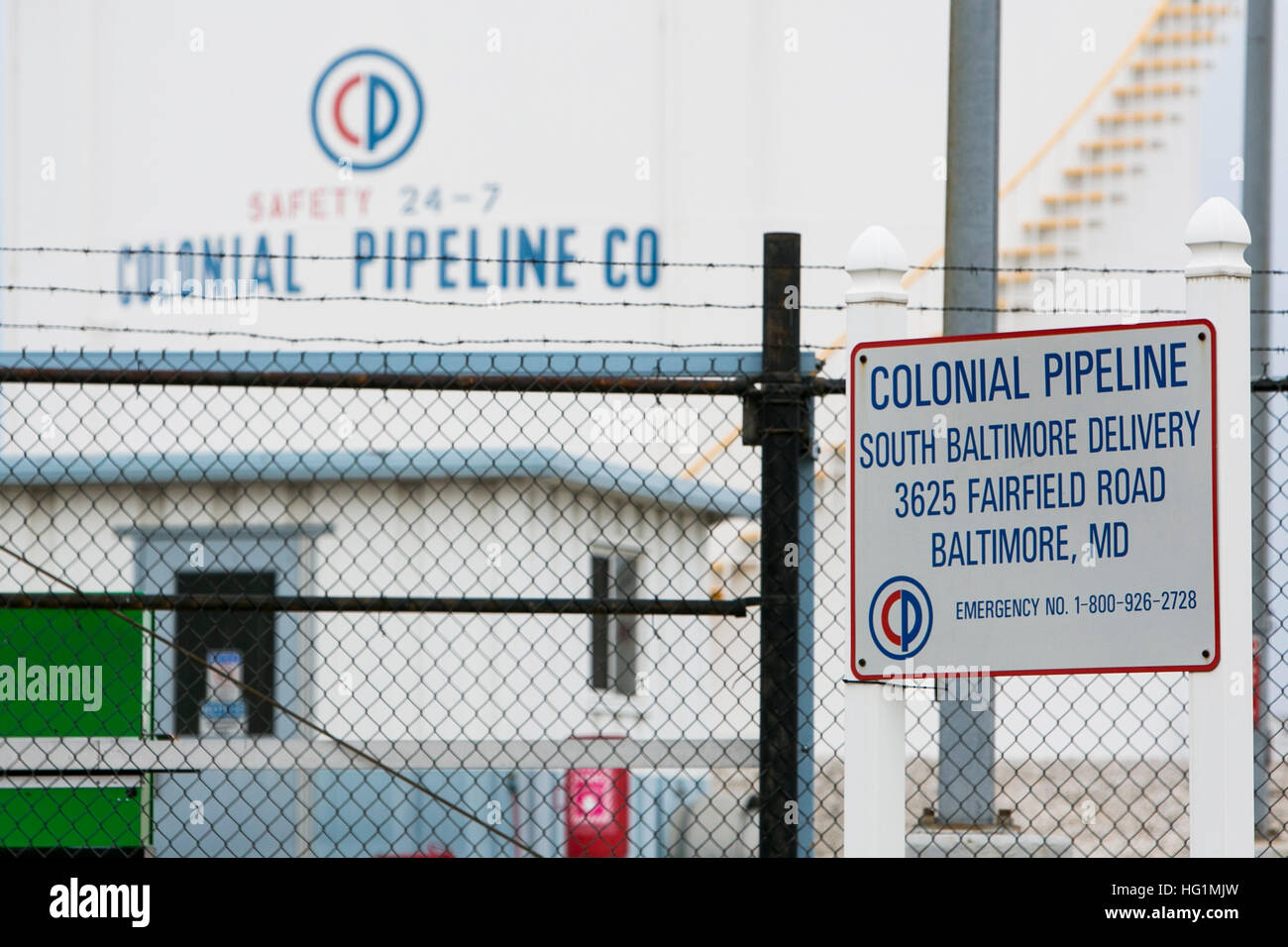 Un logo affiche à l'extérieur d'un établissement Colonial Pipeline Company à Baltimore, Maryland le 11 décembre 2016. Banque D'Images